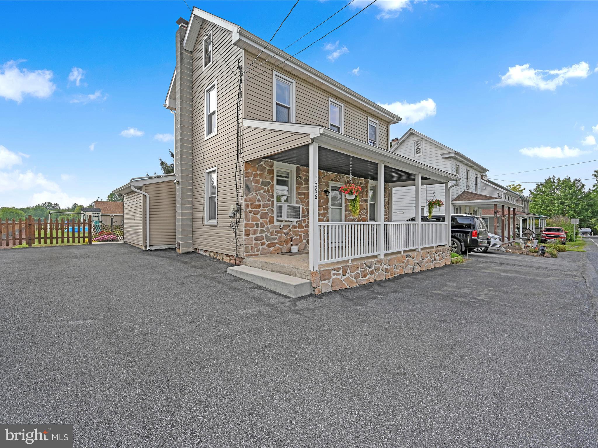 1056 BELLAIRE ROAD