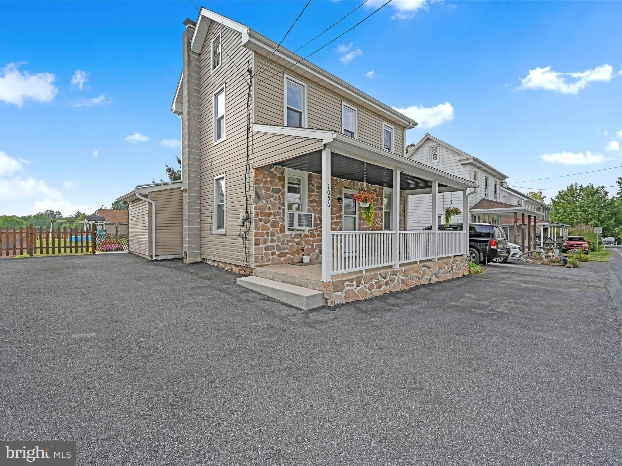 Elizabethtown, Pennsylvania 17022, United States, 3 Bedrooms Bedrooms, ,1 BathroomBathrooms,Residential,Pending,181613