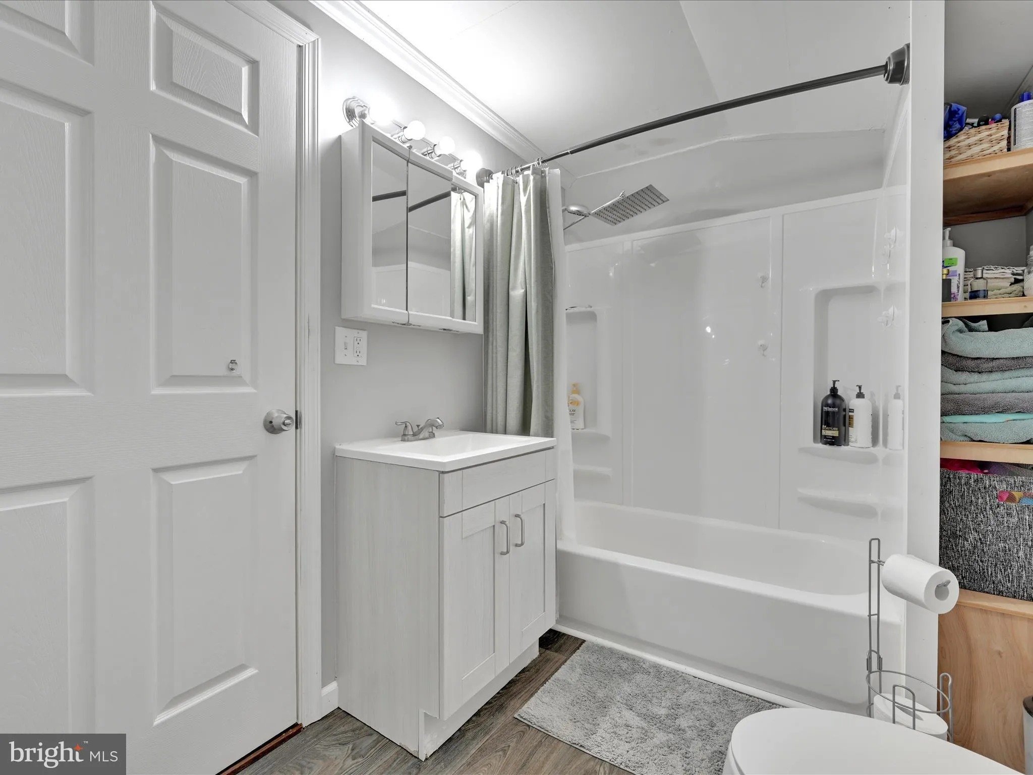 Elizabethtown, Pennsylvania 17022, United States, 3 Bedrooms Bedrooms, ,1 BathroomBathrooms,Residential,Pending,181613