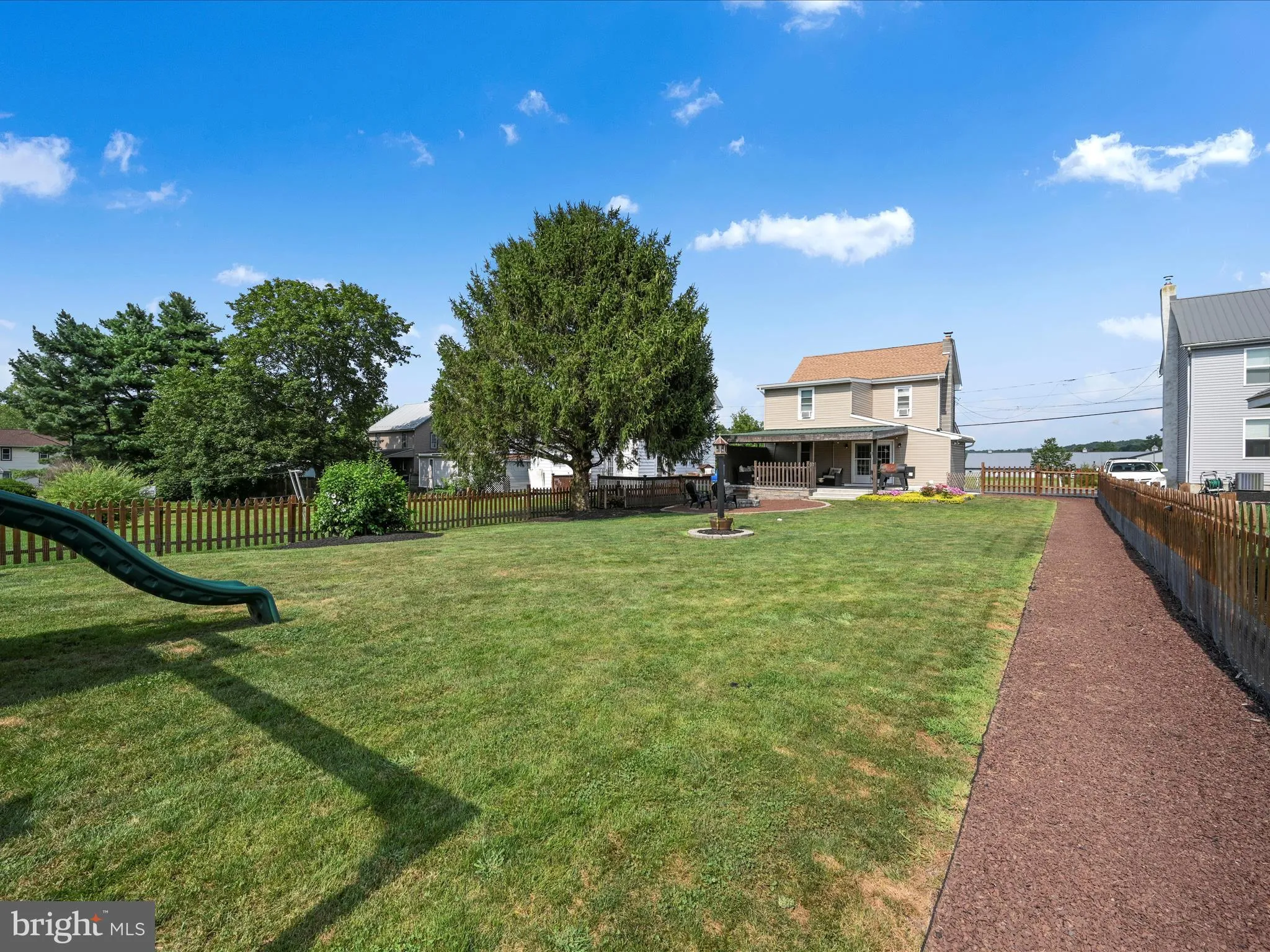 Elizabethtown, Pennsylvania 17022, United States, 3 Bedrooms Bedrooms, ,1 BathroomBathrooms,Residential,Pending,181613