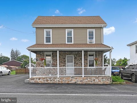 Photo of 1056 Bellaire Road, ELIZABETHTOWN, PA 17022 (MLS # PALA2073746)