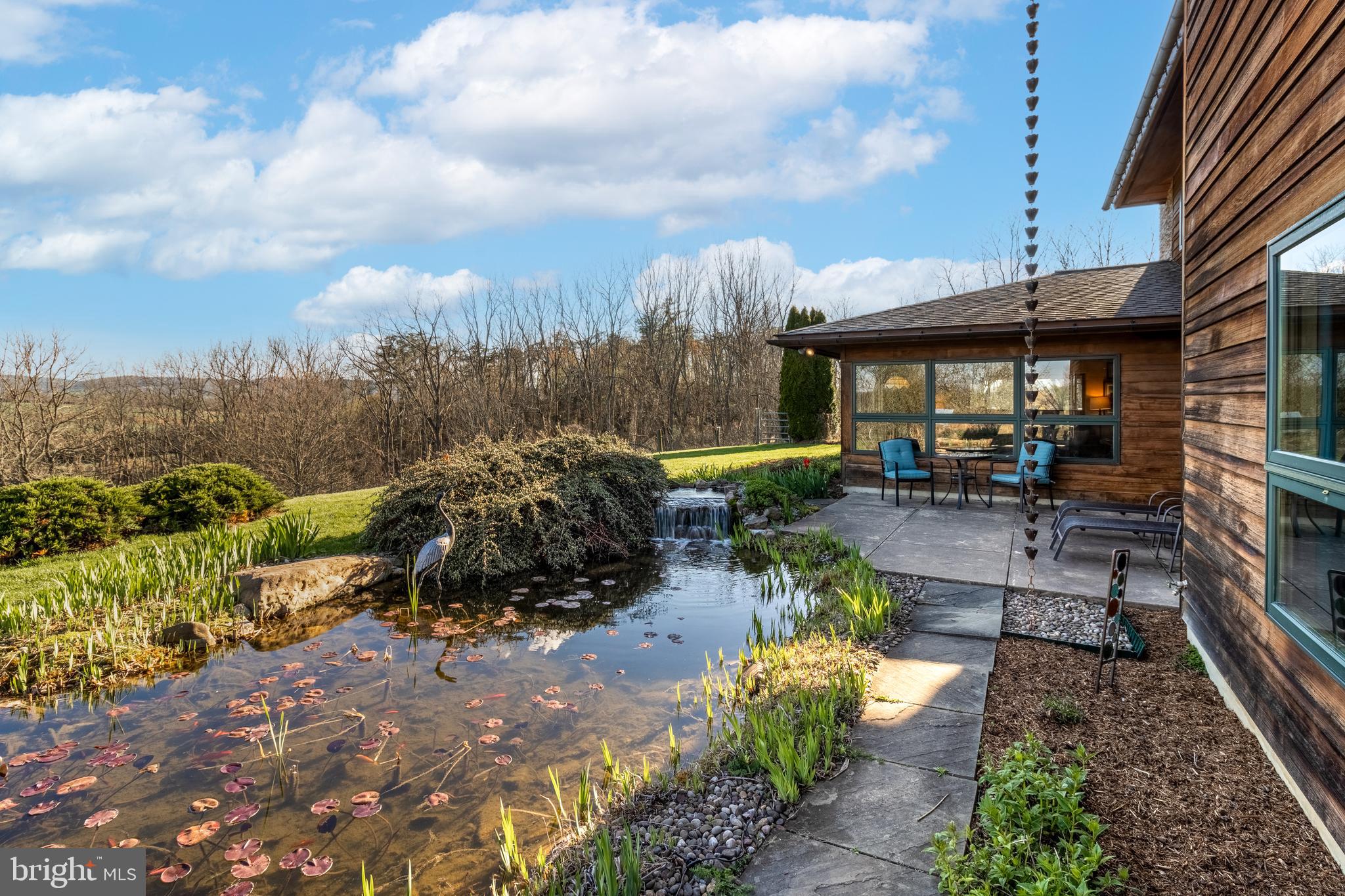 9356 PLAYHOUSE ROAD