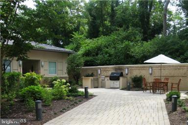 PARK PLACE - Residential Lease