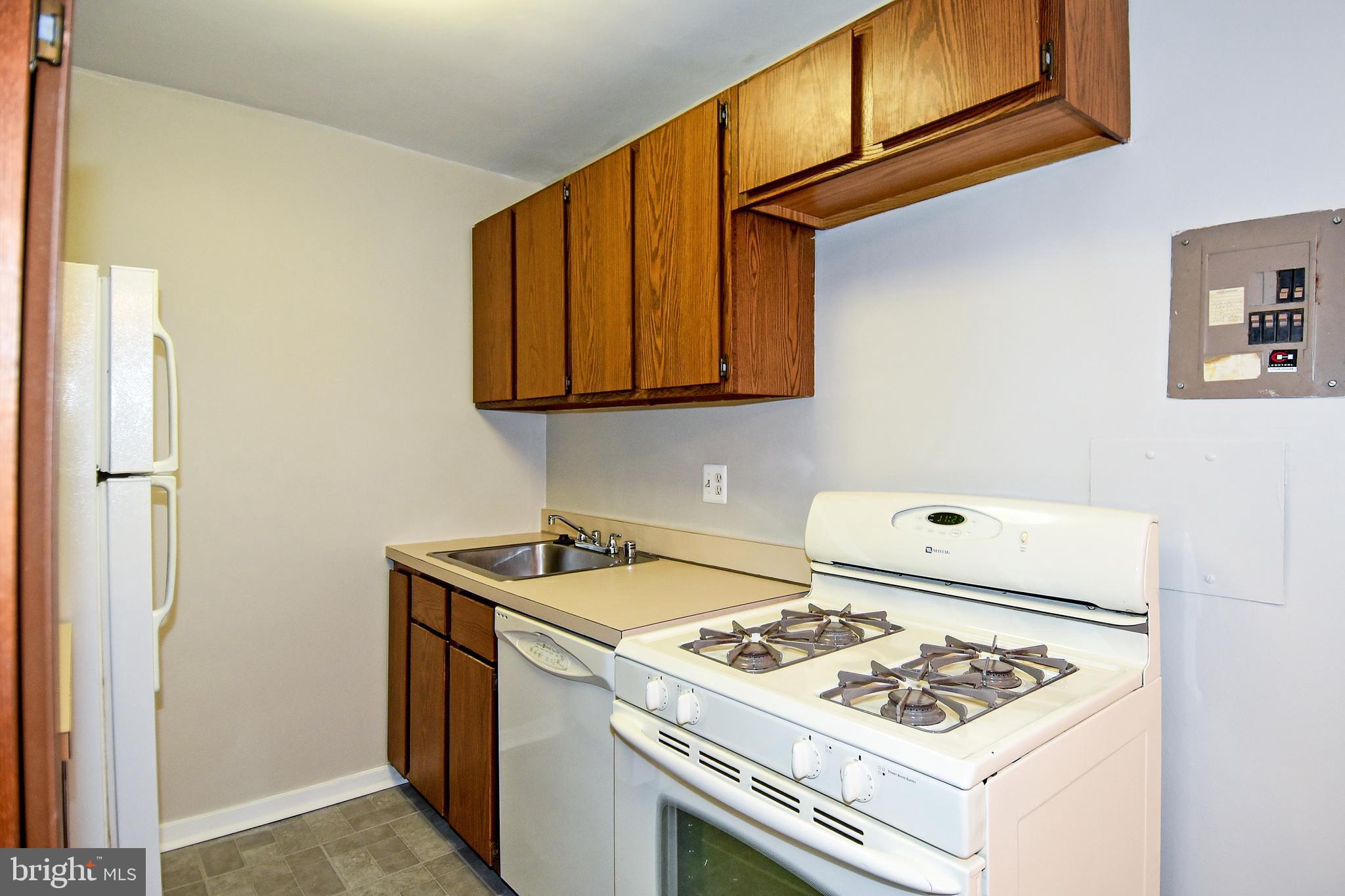 THE CAVENDISH - Residential Lease