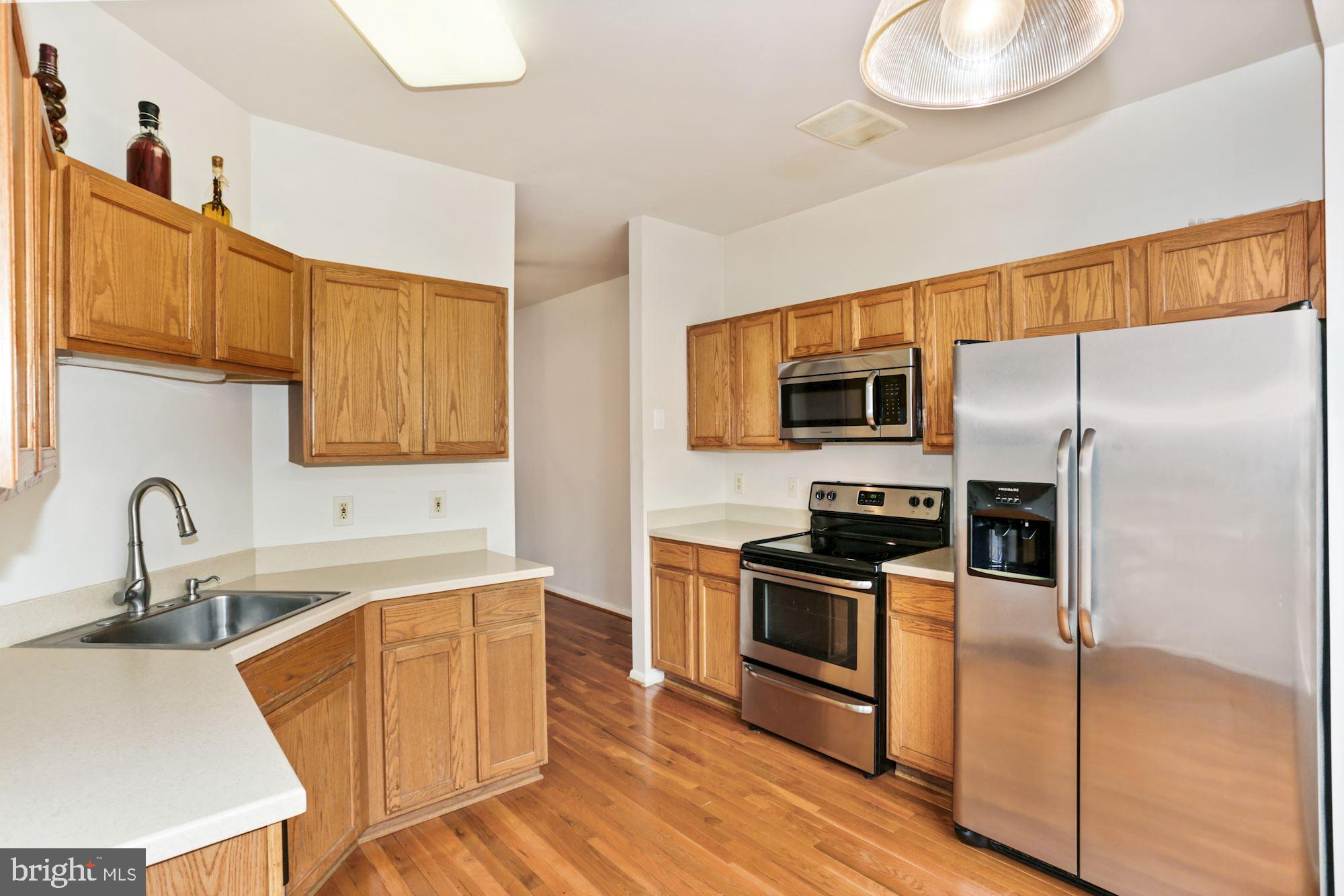 ASHBURN VILLAGE - Residential