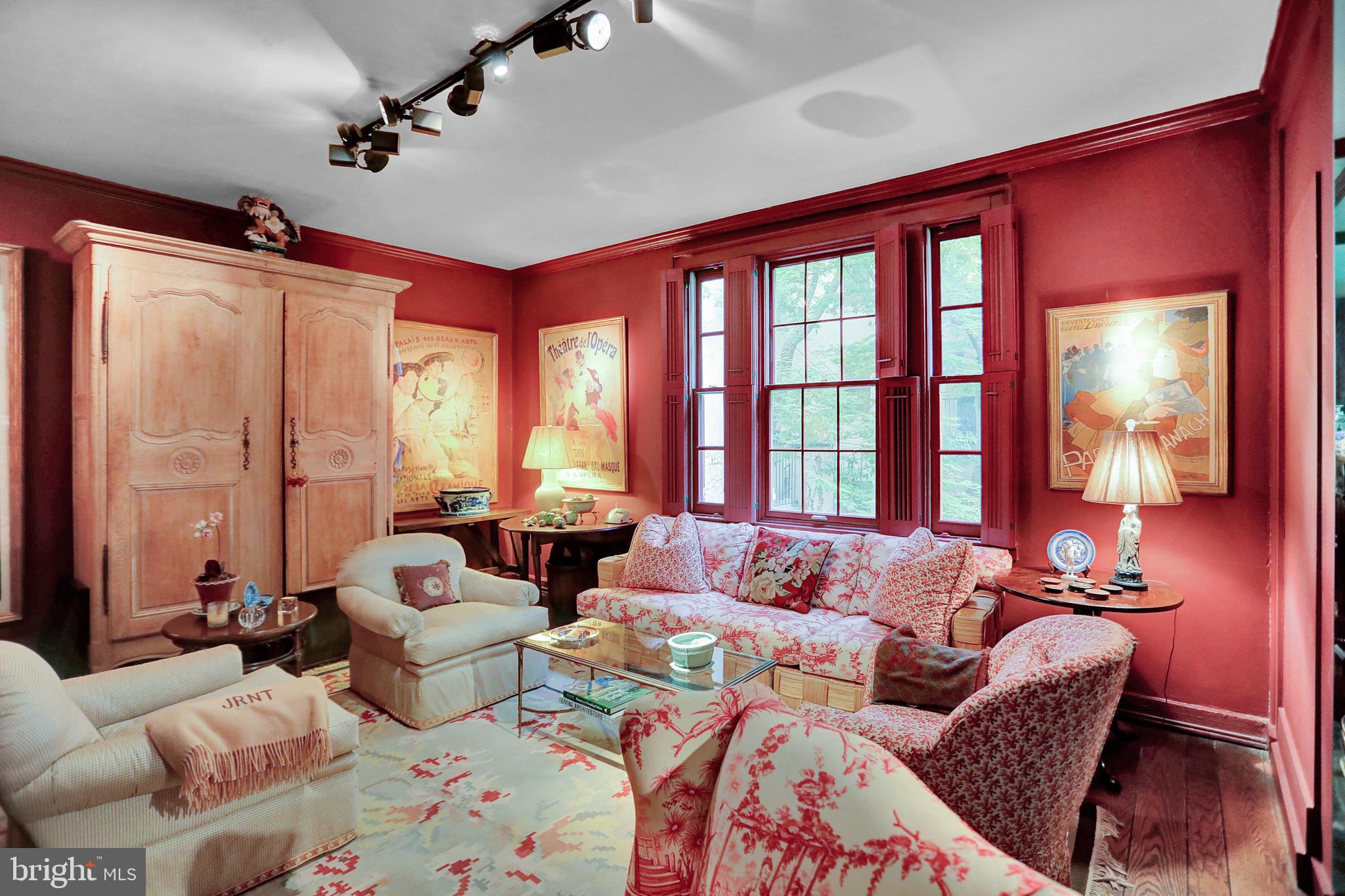 MOUNT VERNON PLACE HISTORIC DISTRICT - Residential