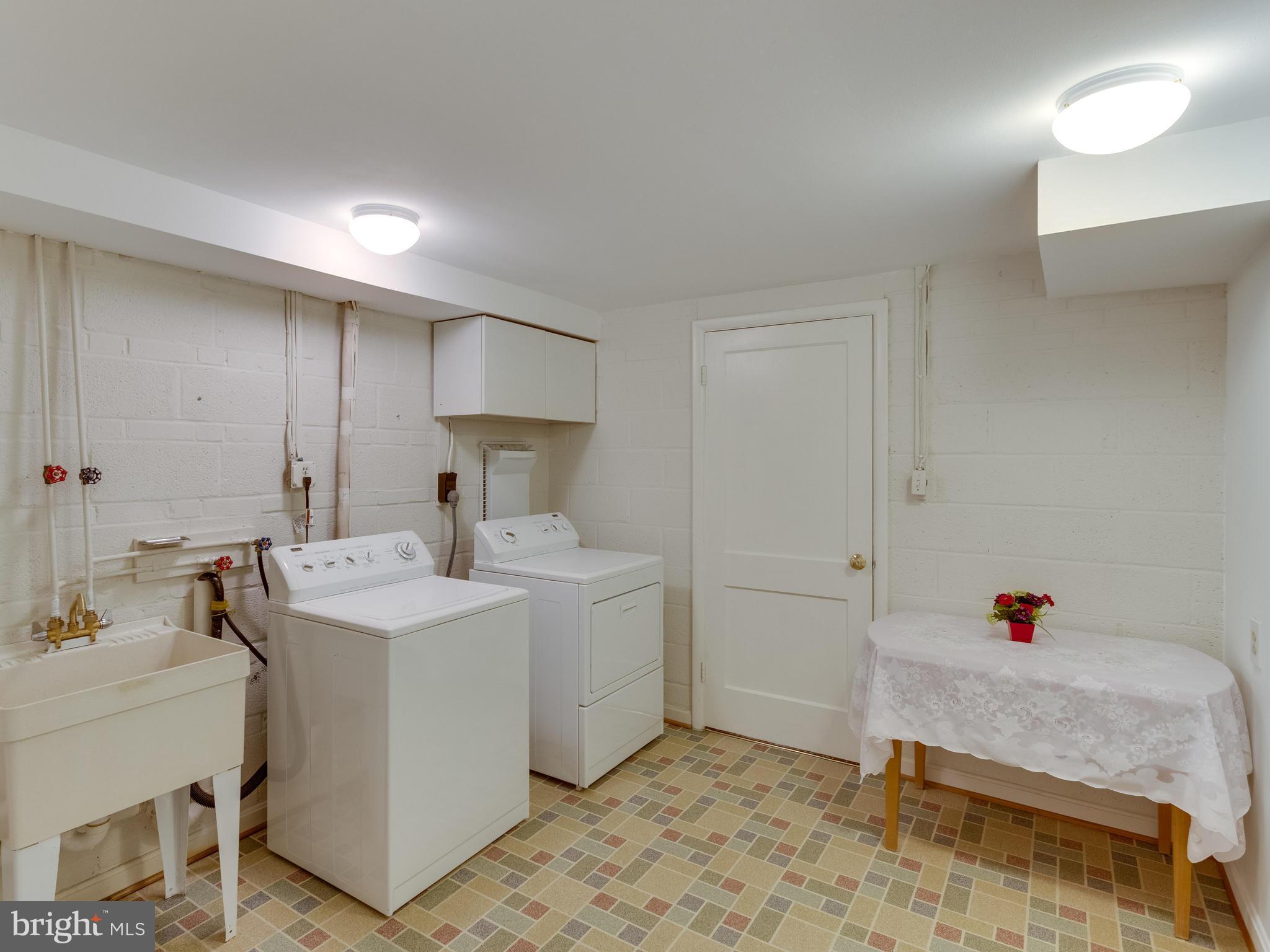 DOWDEN TERRACE - Residential