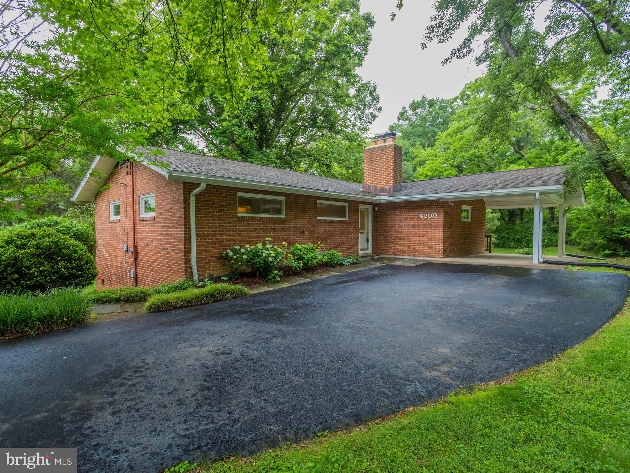DOWDEN TERRACE - Residential