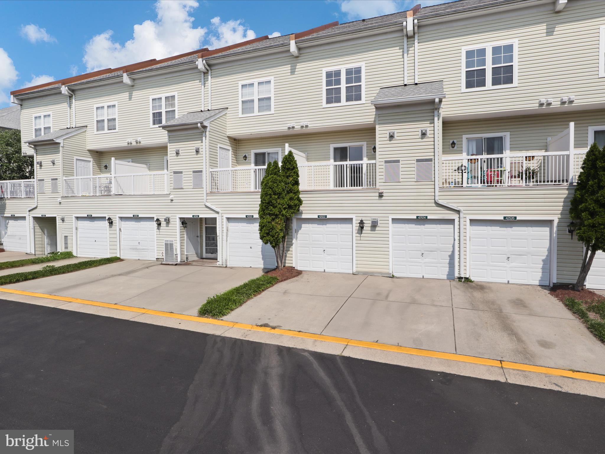 SUMMERFIELD - Residential