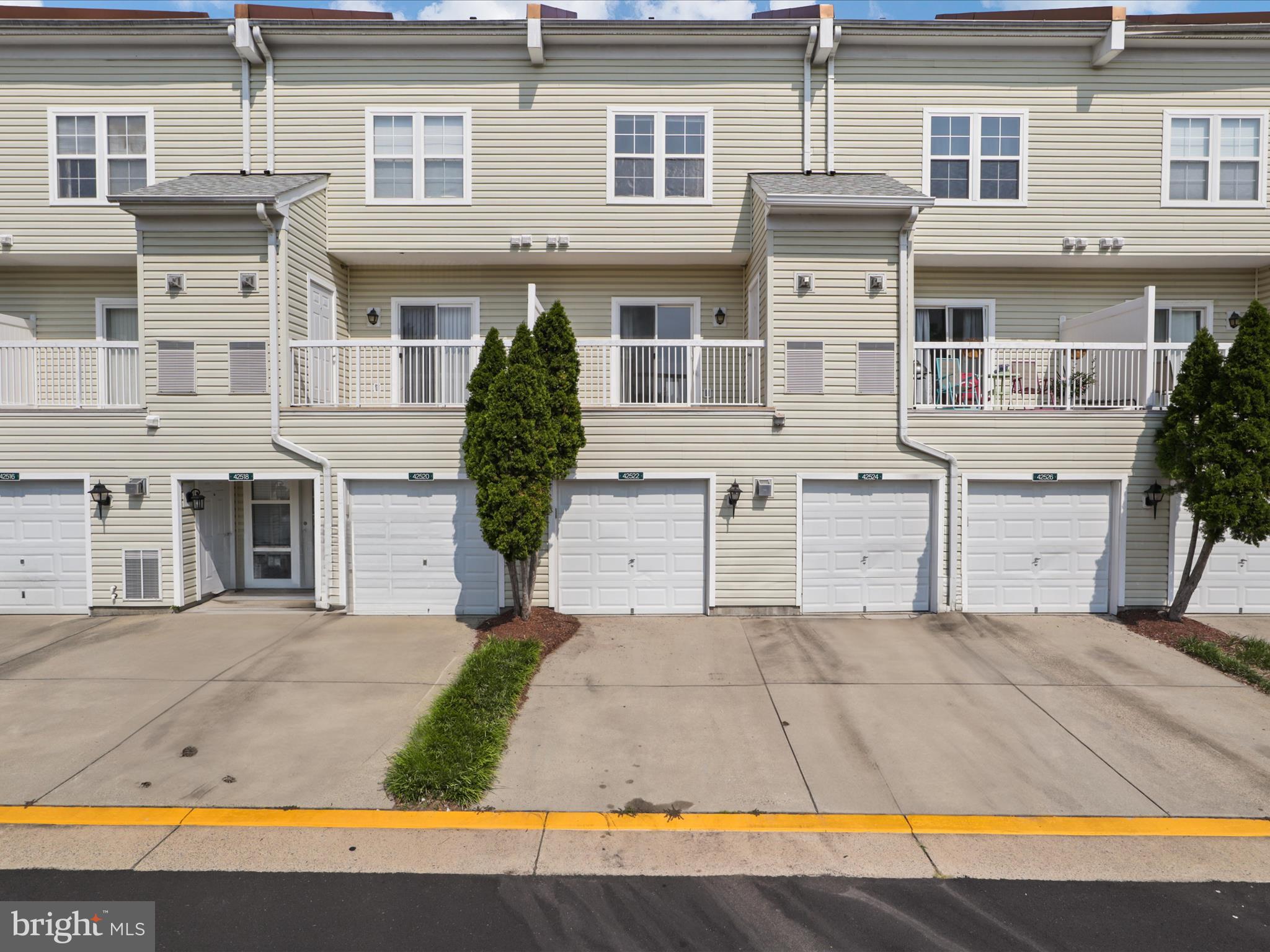 SUMMERFIELD - Residential