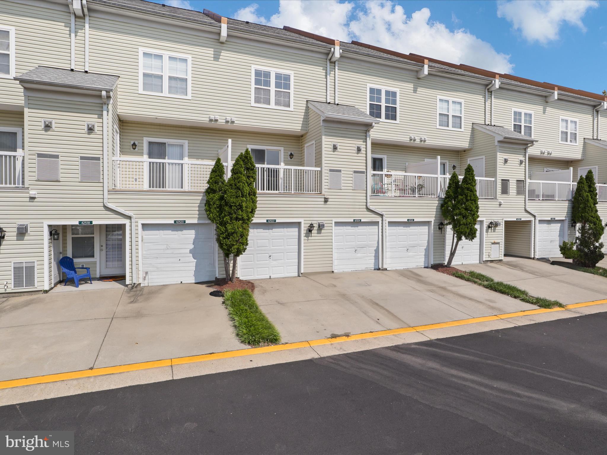 SUMMERFIELD - Residential