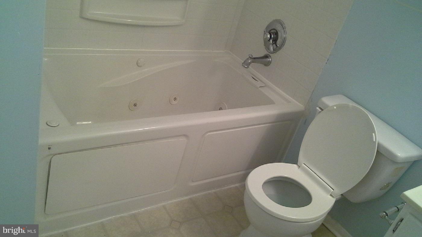 PLEASANT FIELDS - Residential Lease