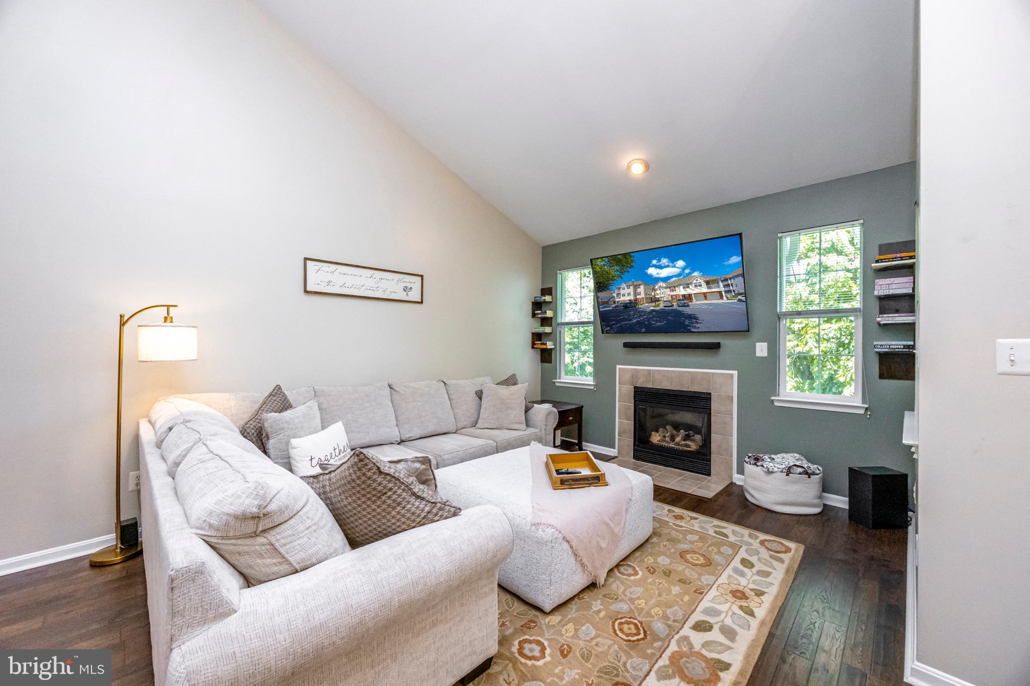 HOLLINGTON - Residential