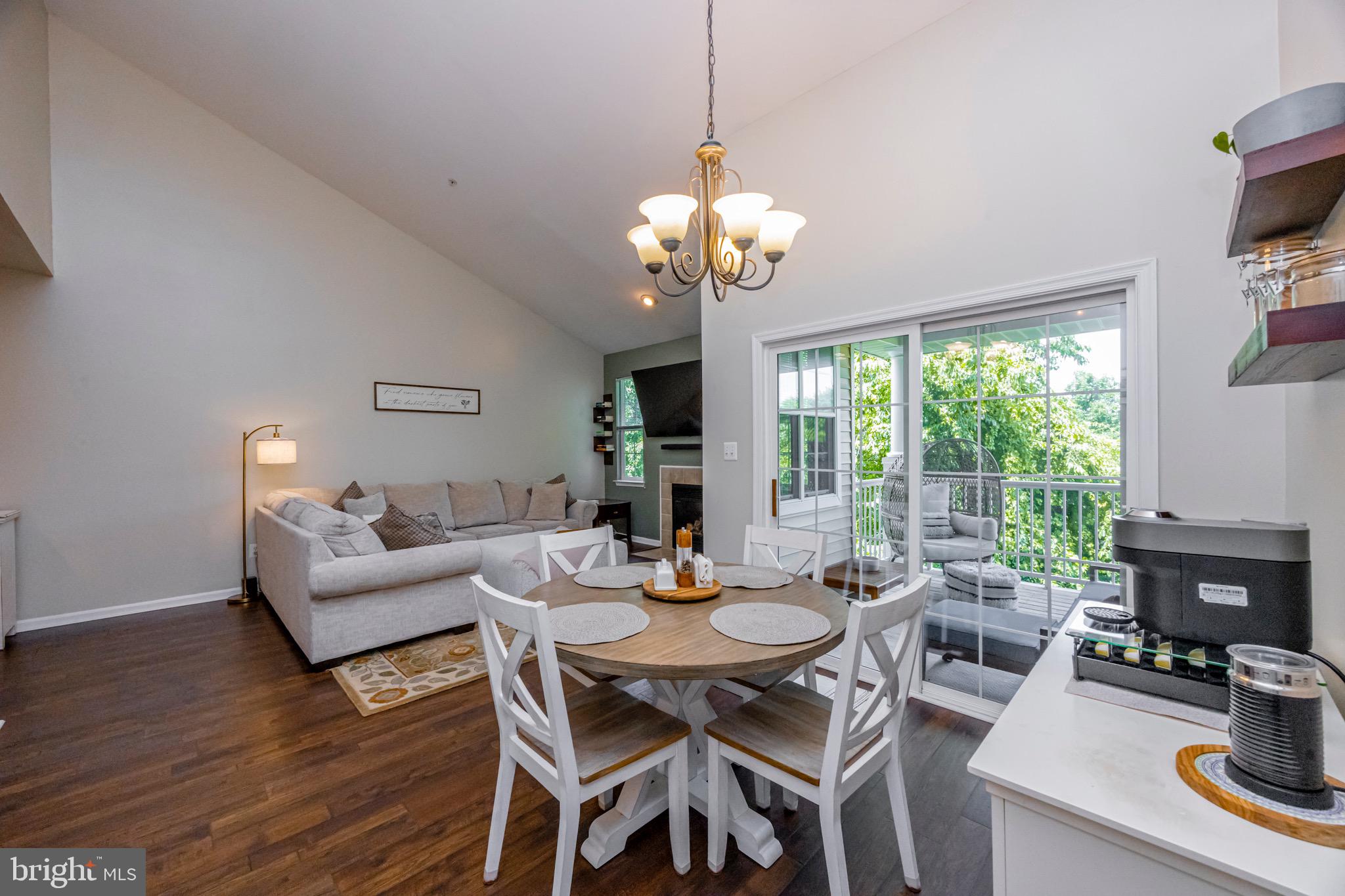 HOLLINGTON - Residential