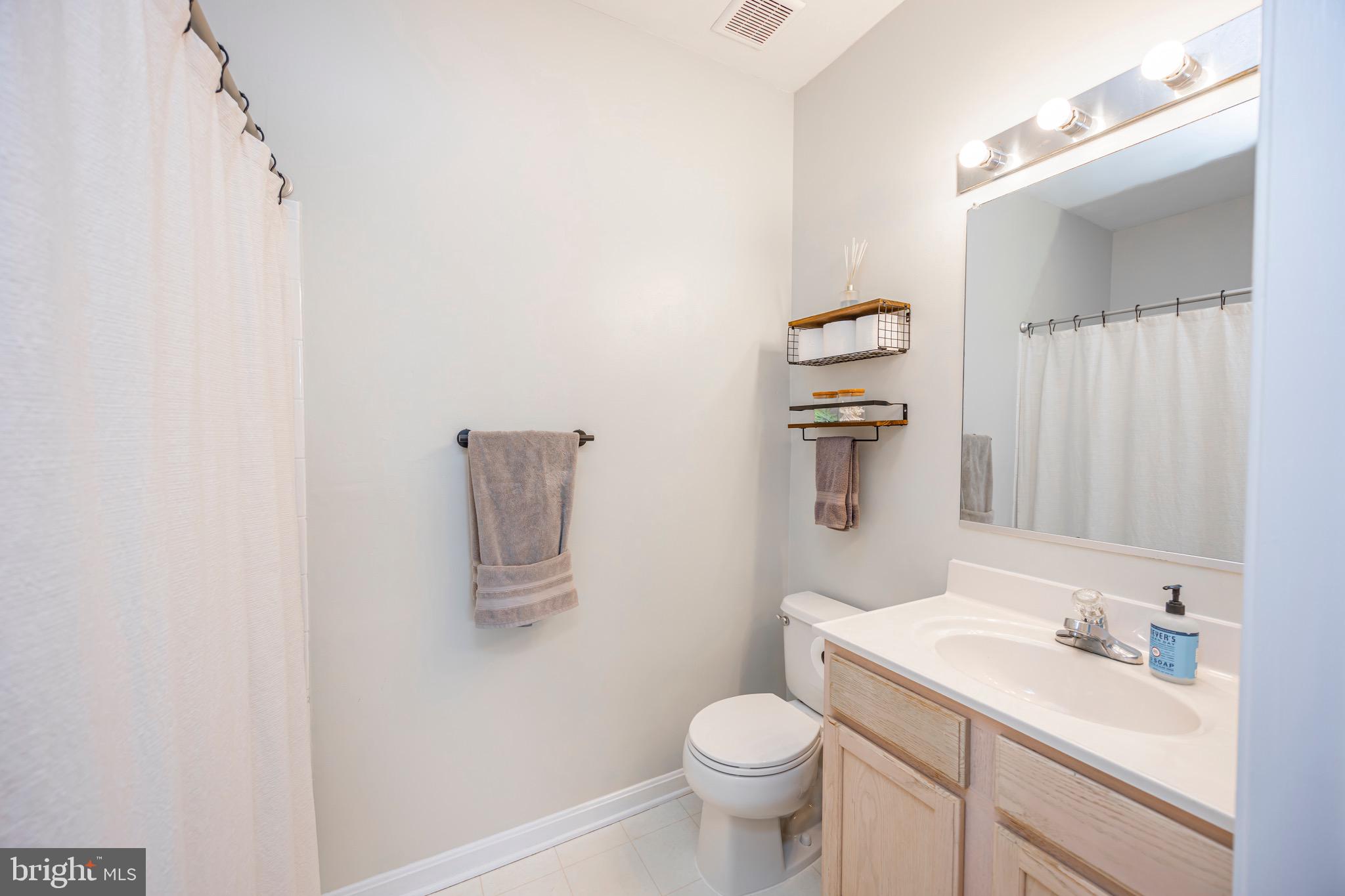 HOLLINGTON - Residential