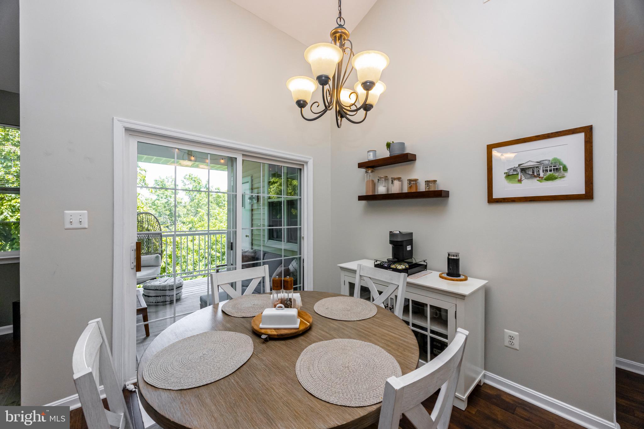 HOLLINGTON - Residential