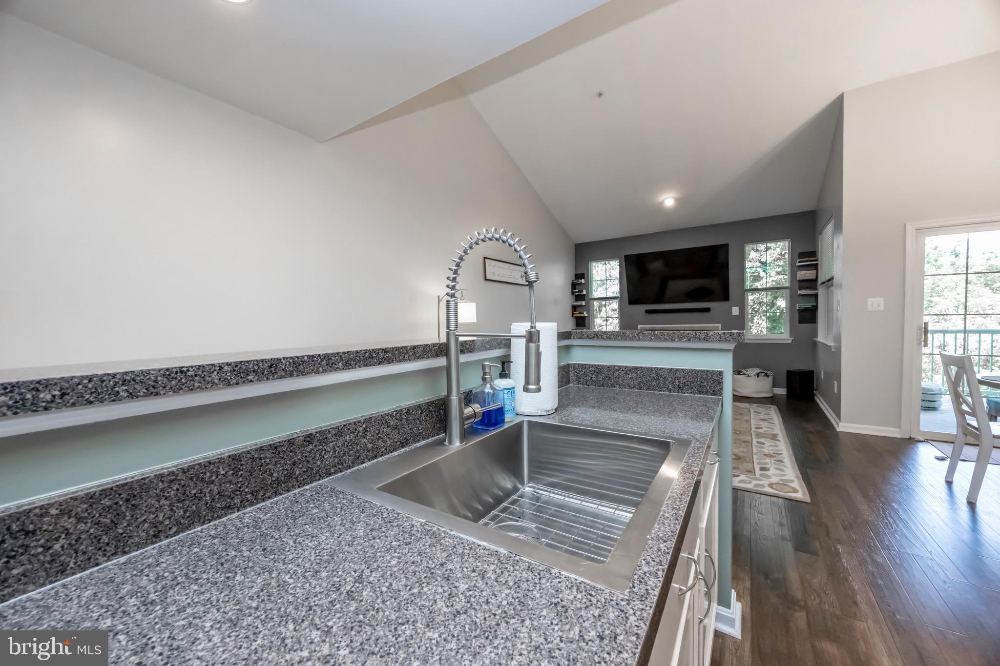 HOLLINGTON - Residential