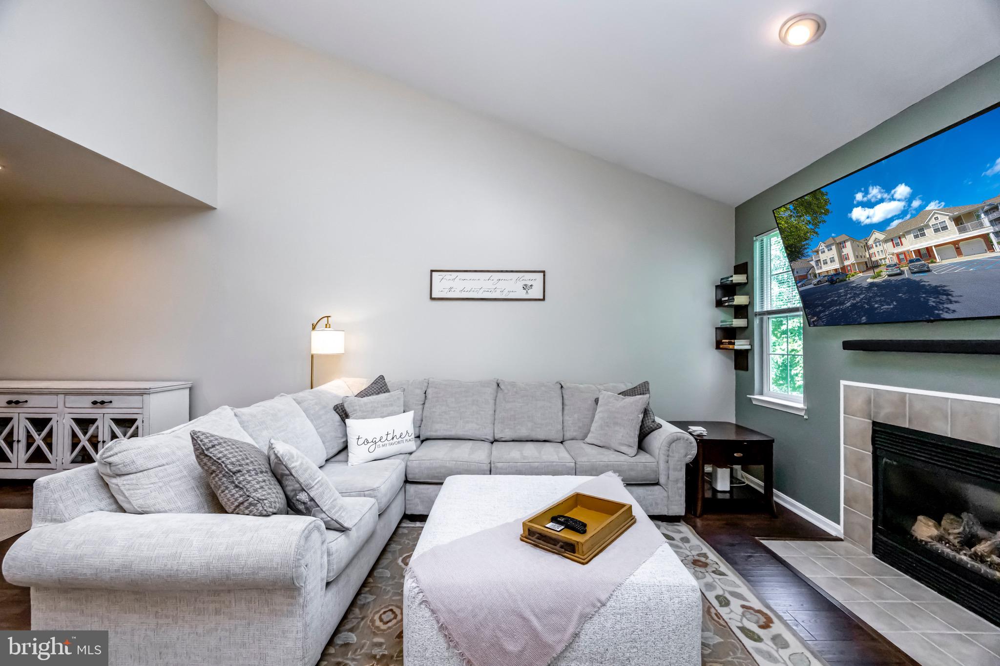 HOLLINGTON - Residential