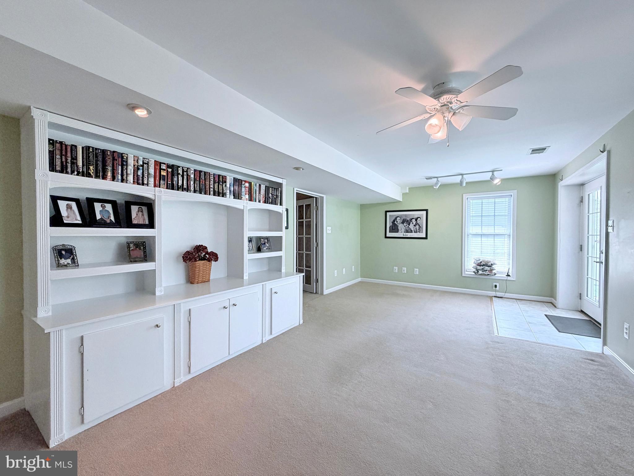 KINGS GRANT LA PLATA - Residential