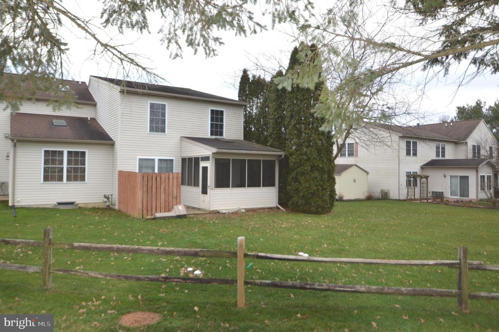 Photo of 304 Clay Road, Lititz, PA 17543 (MLS # PALA2045144)