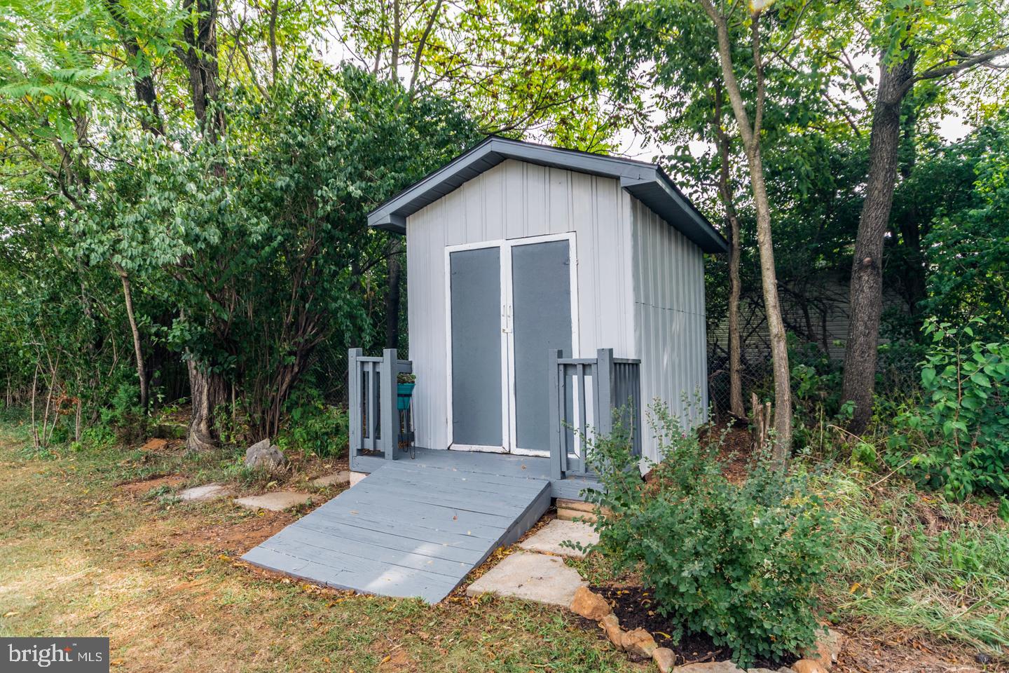 PIKESIDE MEADOWS - Residential