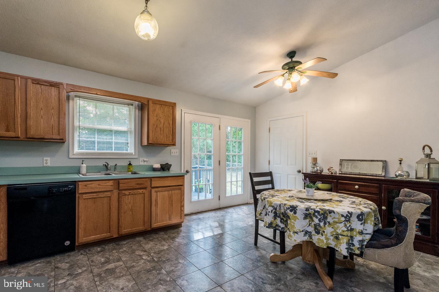 PIKESIDE MEADOWS - Residential