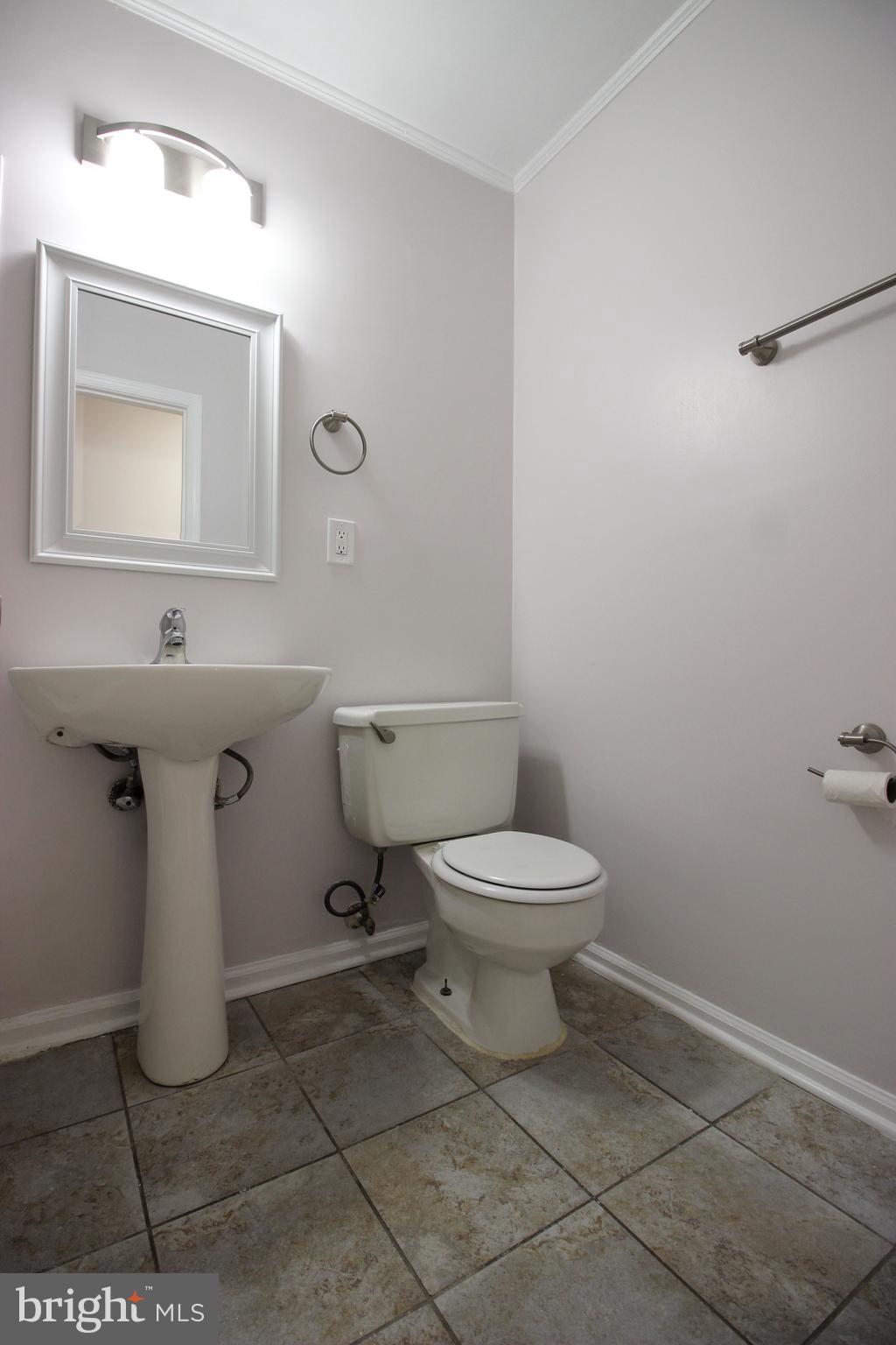 RESTON - Residential Lease