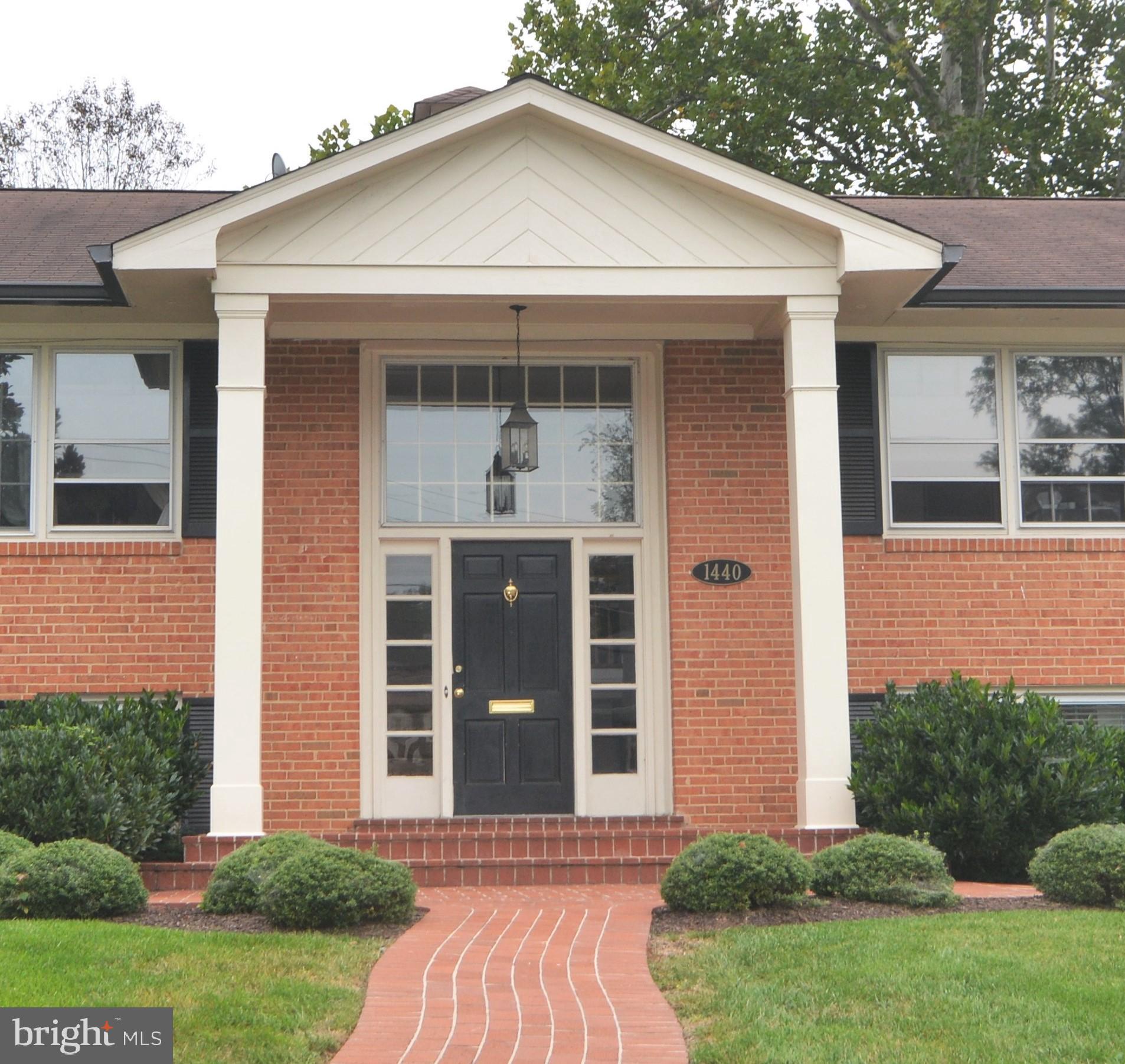 POTOMAC HILLS - Residential Lease