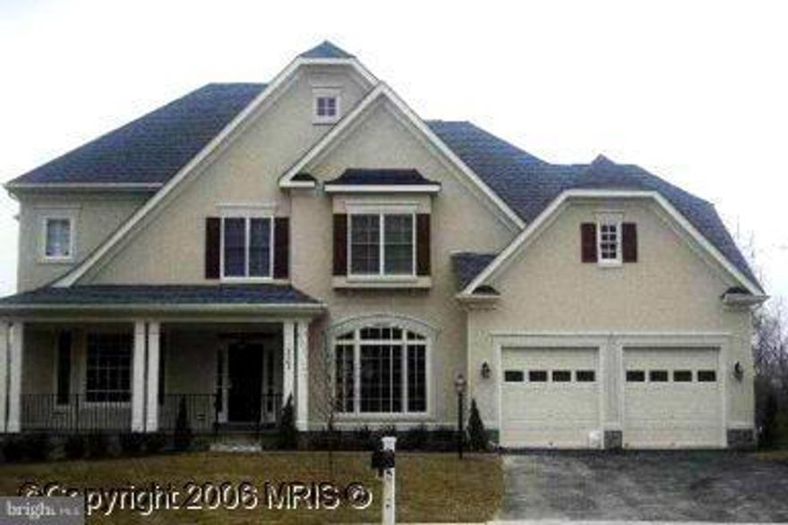 Great price, and absolutely gorgeous 5BDR, 5.5BA, colonial home in Goventry Glen, Gourmet kit w/ granite counter top & stainless steel appliances, amazing family room w/ frpl. Master BR w/ large sitting area, walk in closets, Jaccuzi tub,  Basement lvl w/  2 extra bonus rooms, bar area and a full bath. Loc on a cul de sac, walk out basement and so much more!