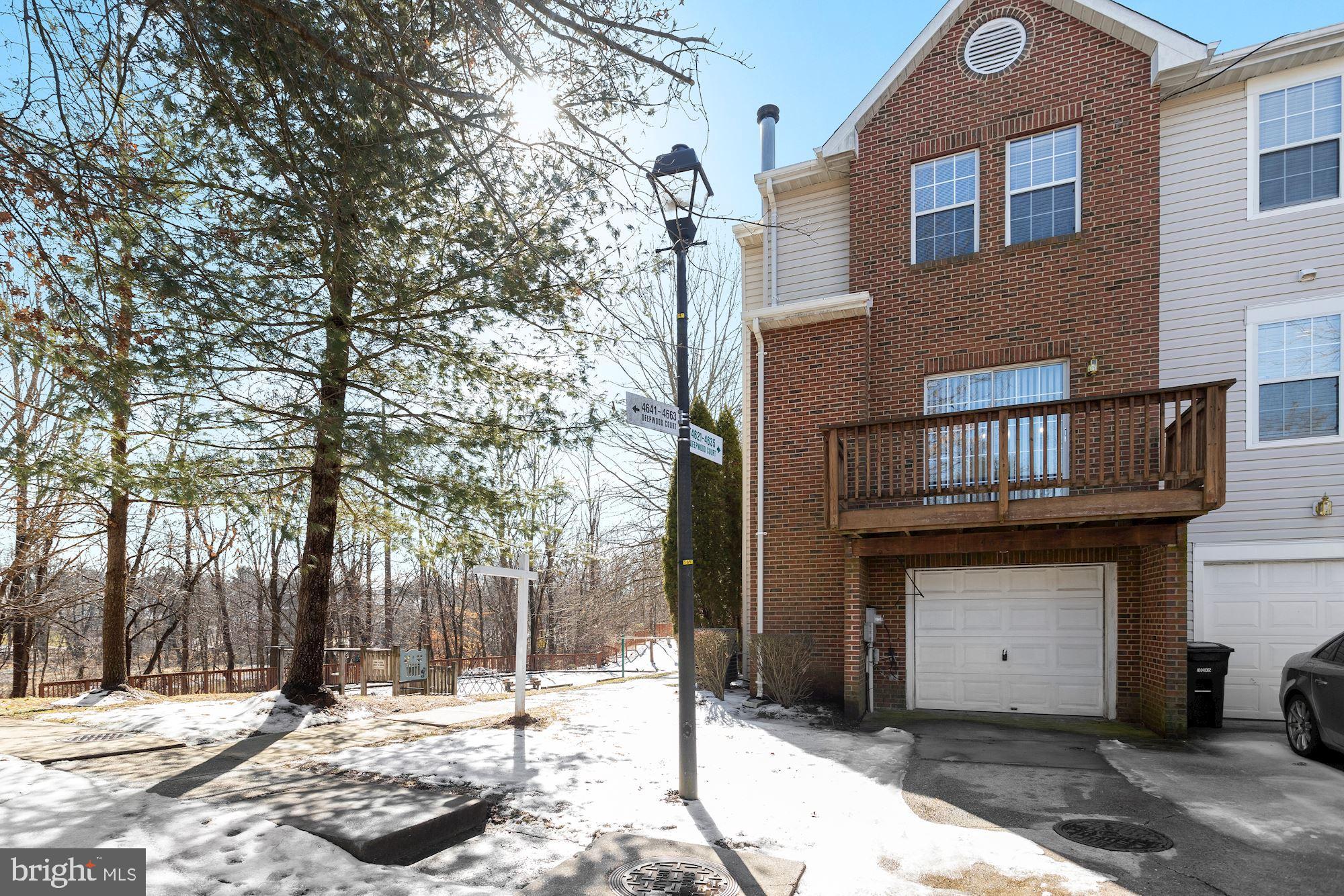 GLENSFORD CONDO - Residential