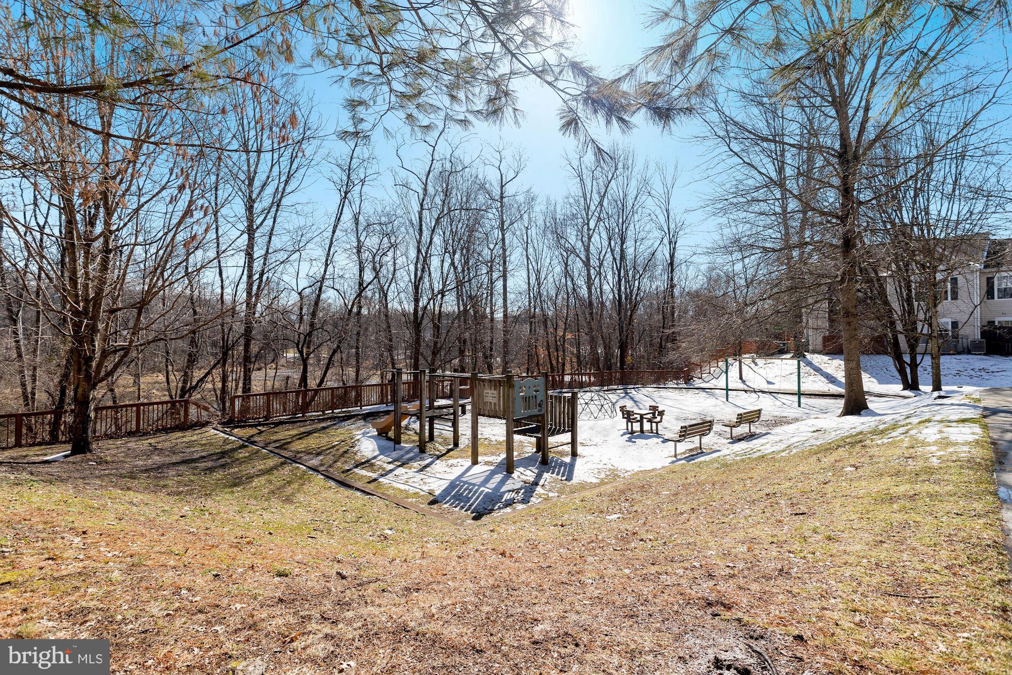 GLENSFORD CONDO - Residential