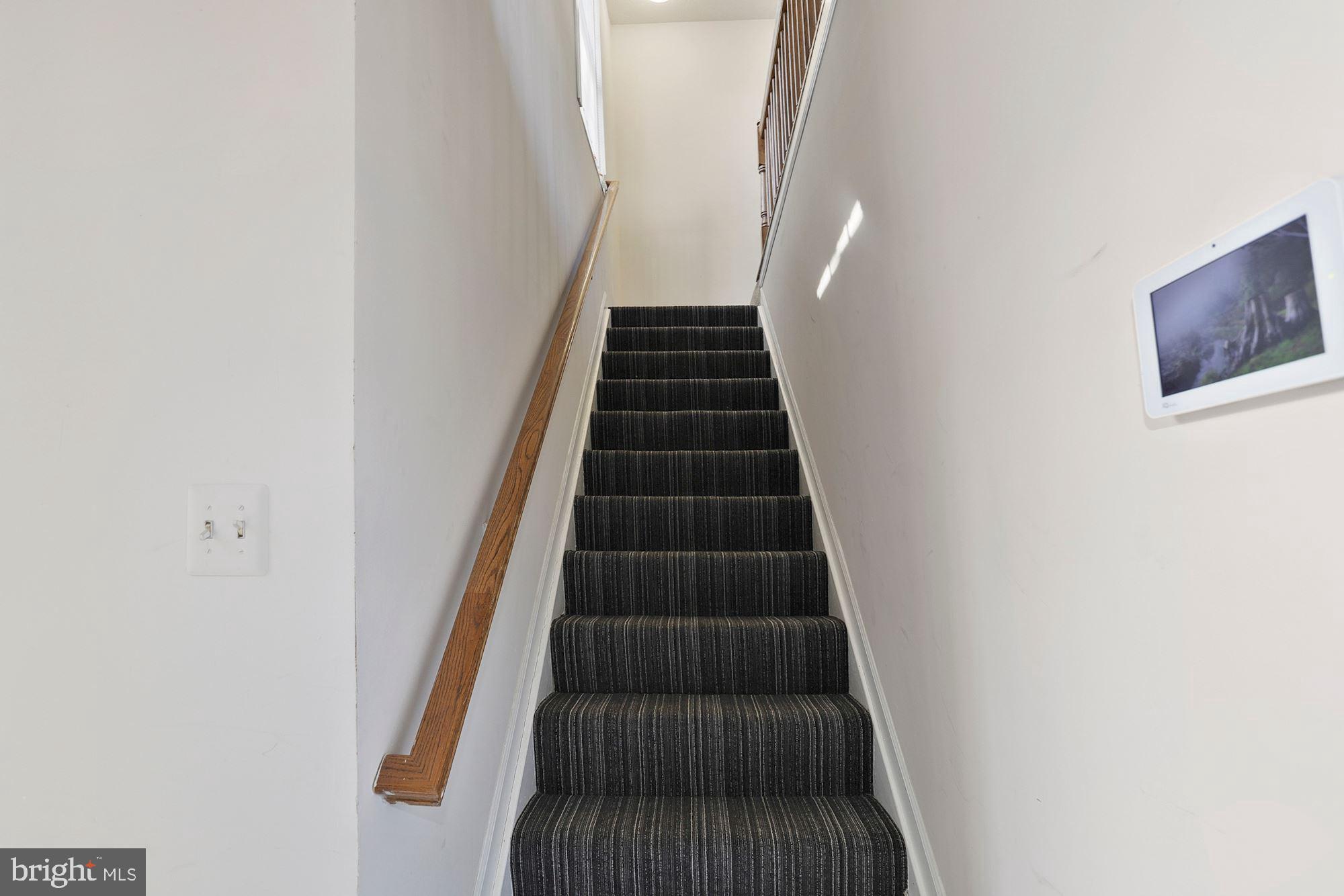 GLENSFORD CONDO - Residential