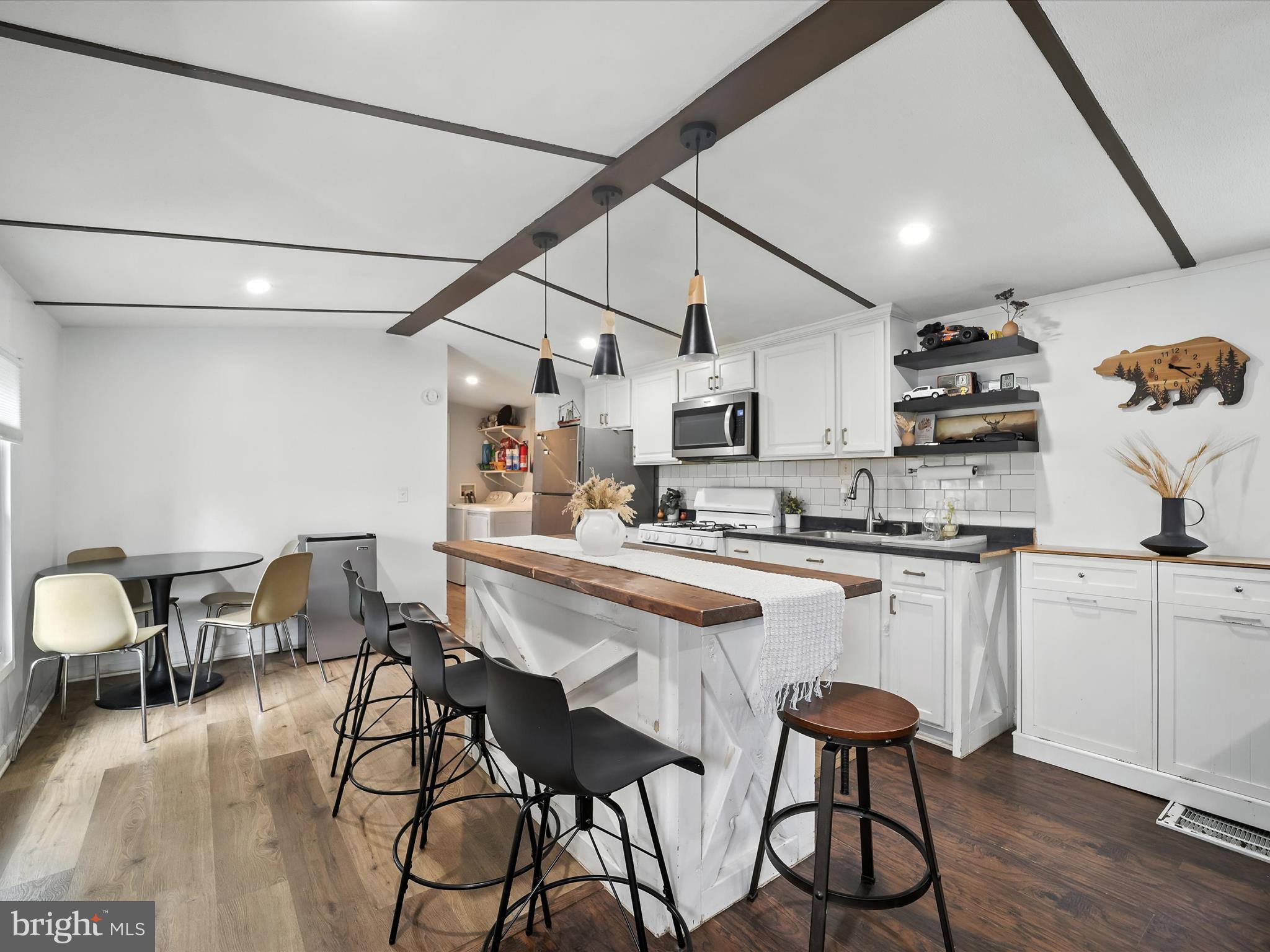 PATUXENT MOBILE ESTATES - Residential