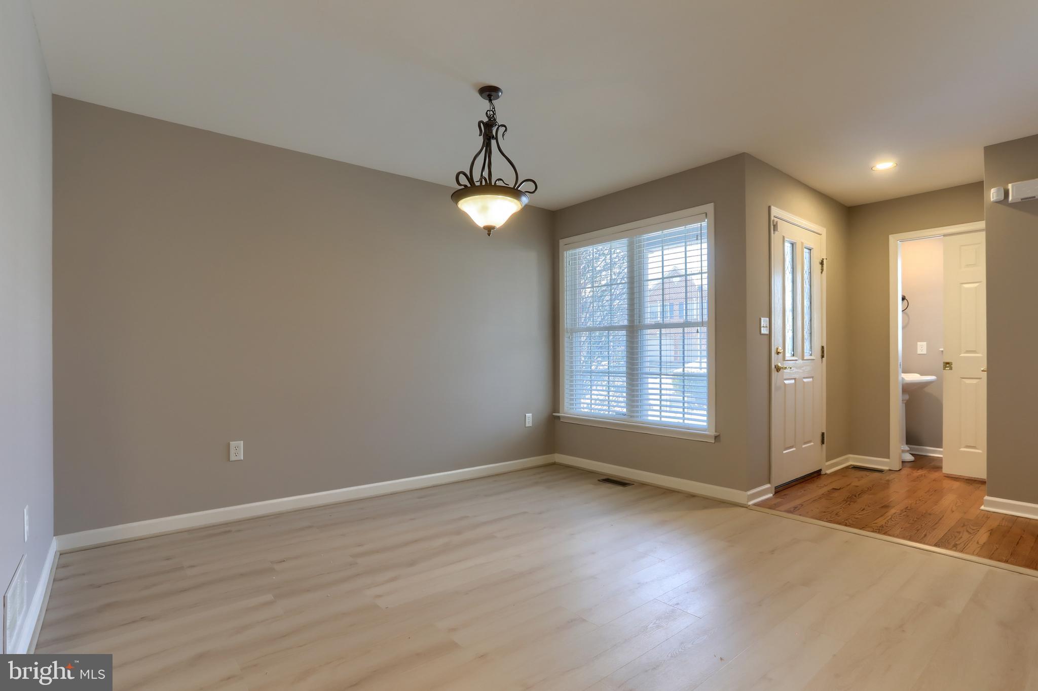 BRYNFIELD - Residential