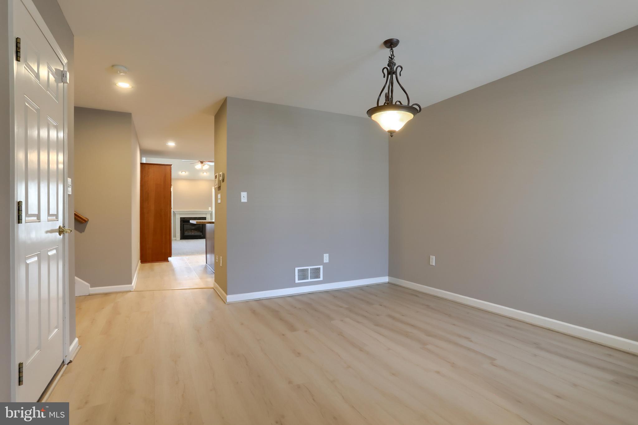 BRYNFIELD - Residential