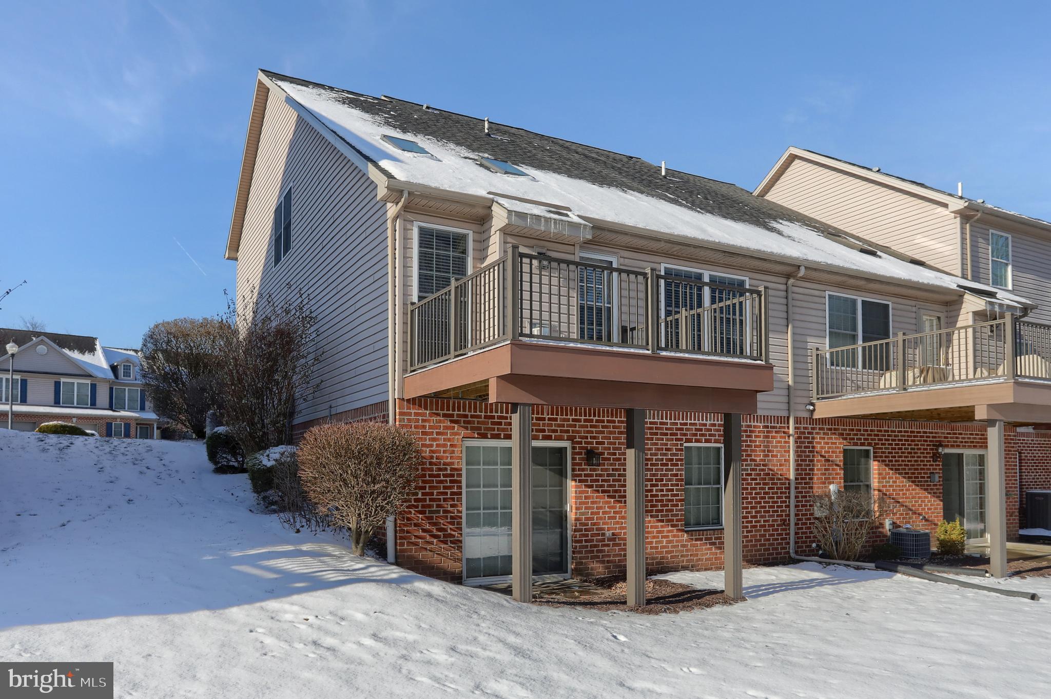 BRYNFIELD - Residential