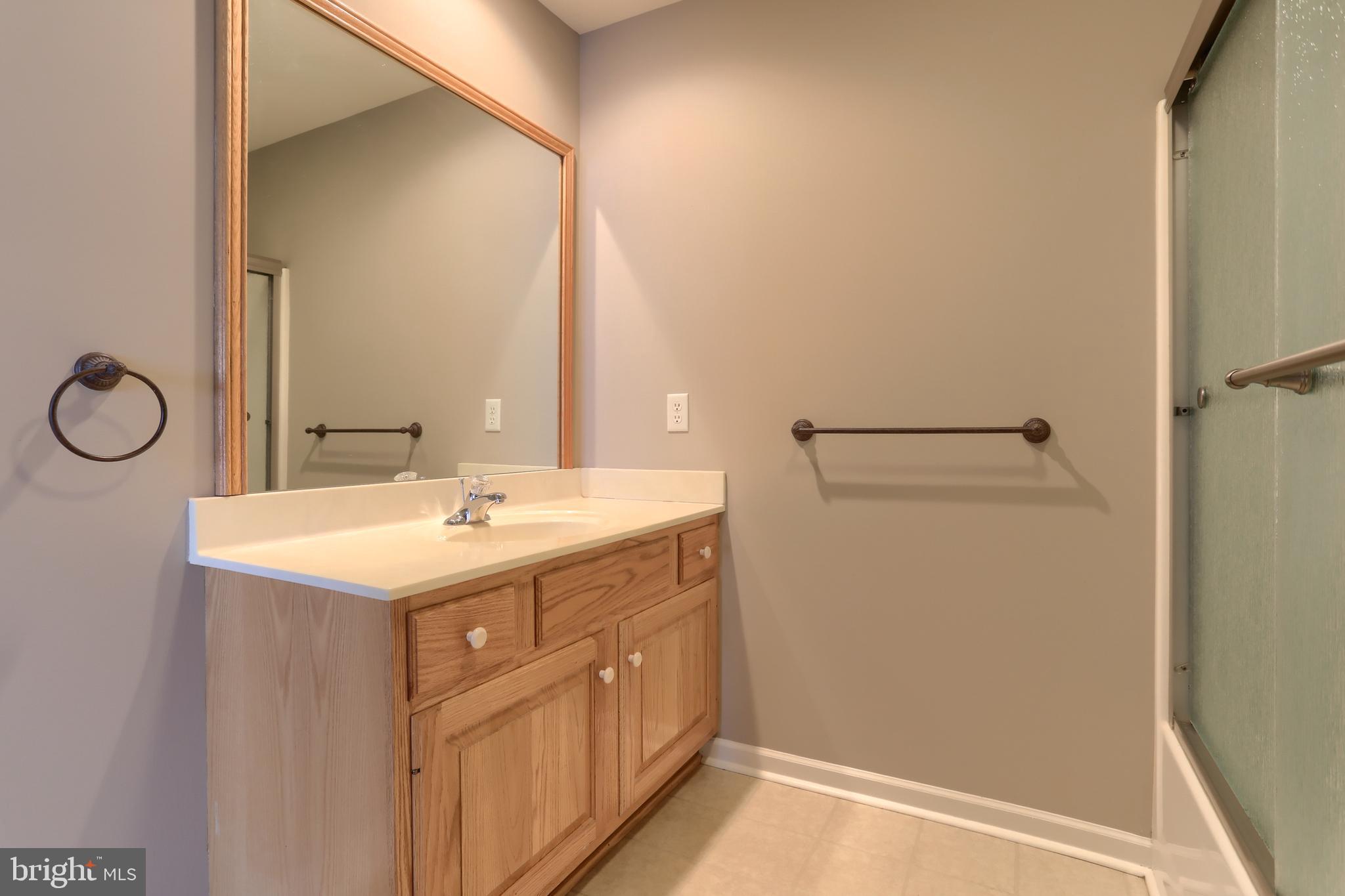 BRYNFIELD - Residential