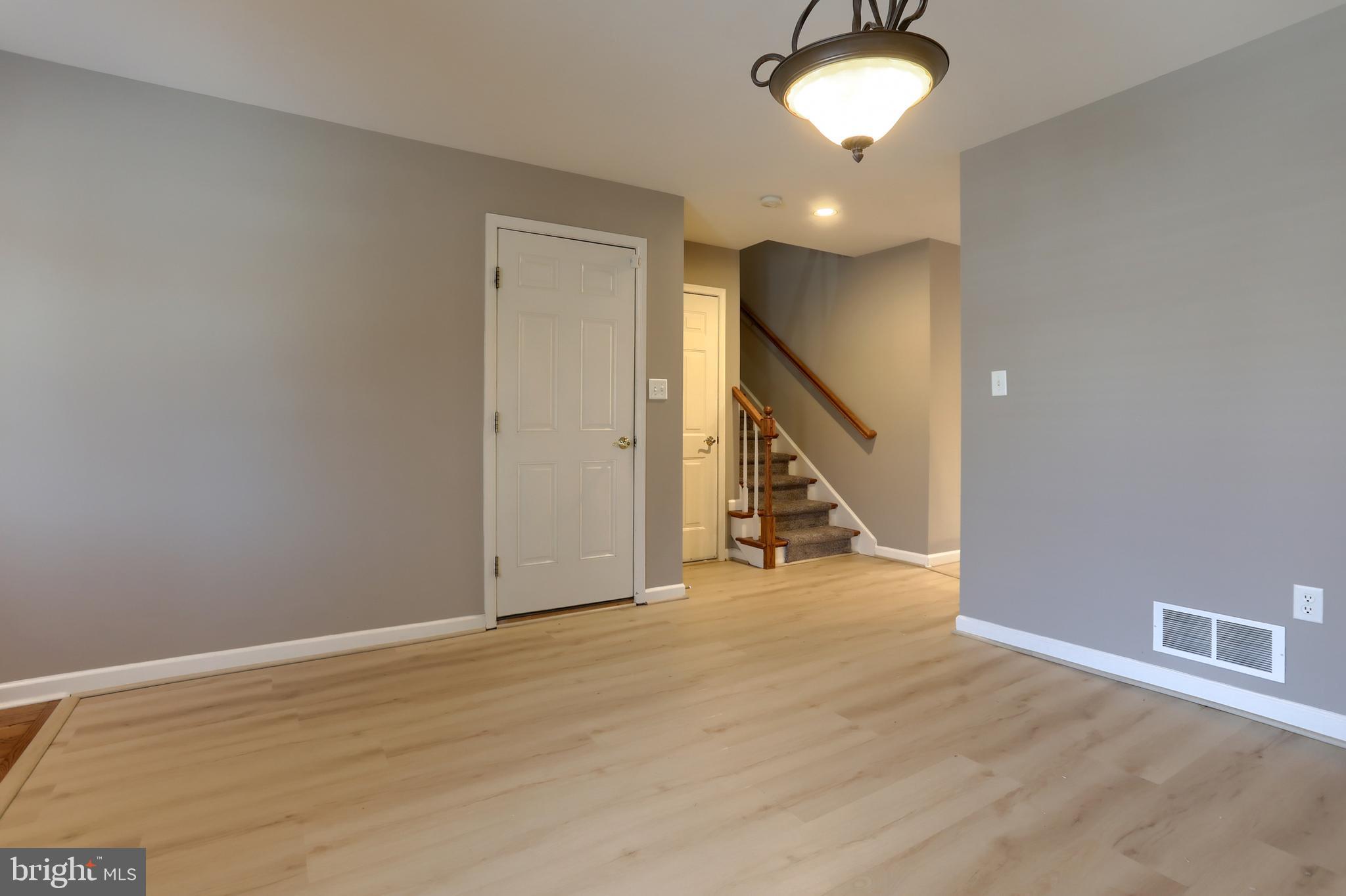 BRYNFIELD - Residential