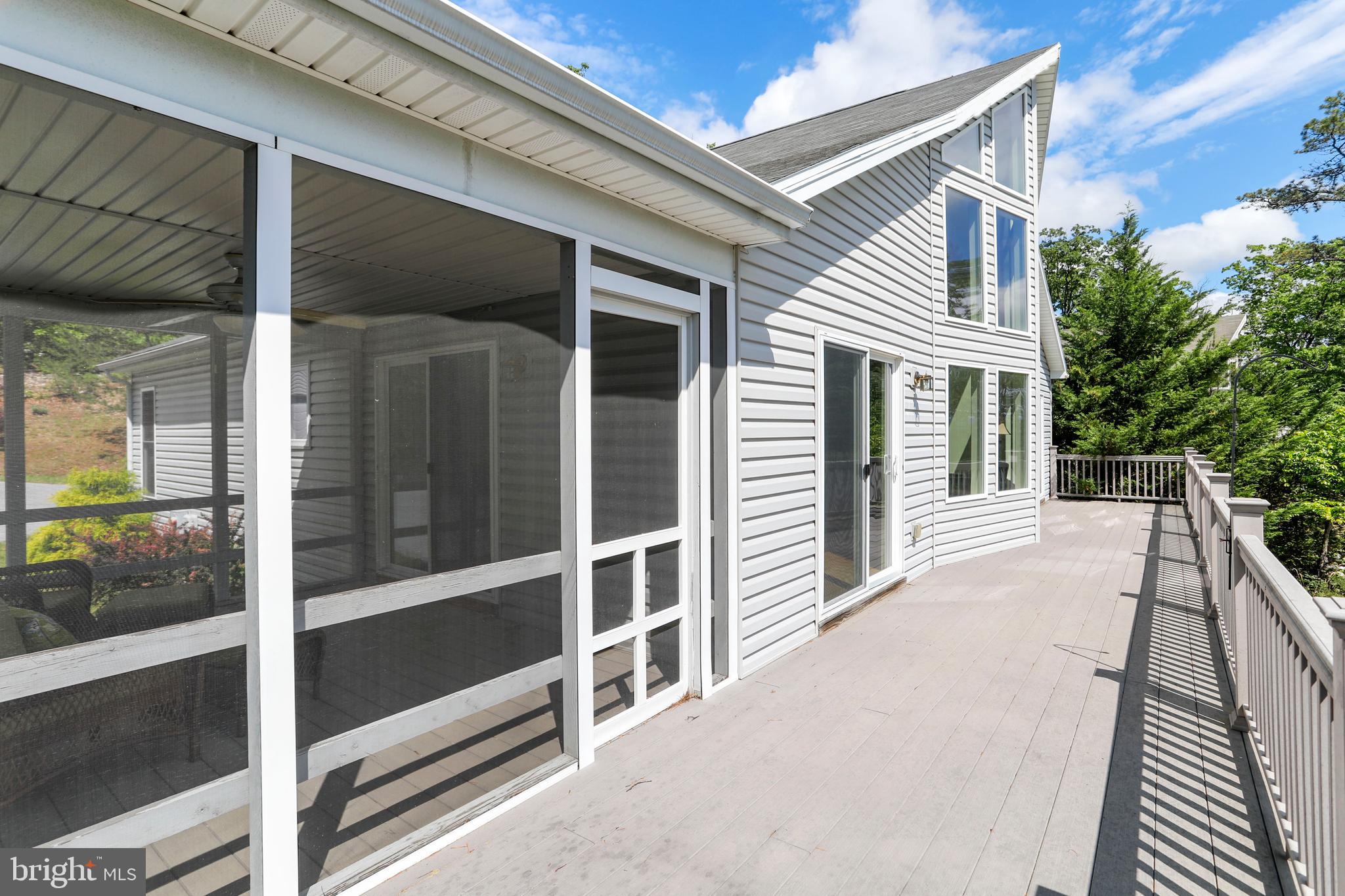 THE WOODS - Residential