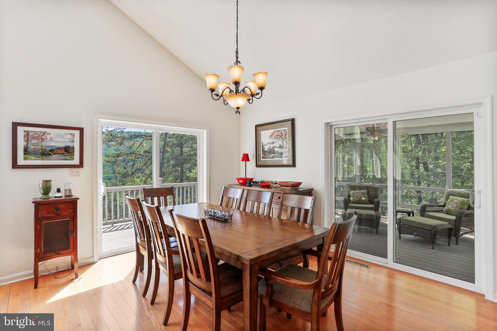 THE WOODS - Residential