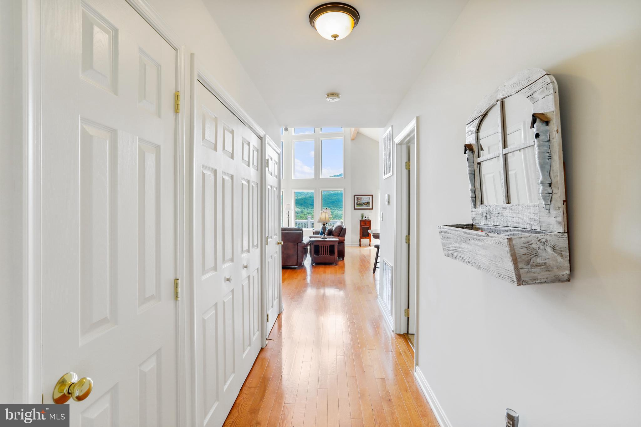 THE WOODS - Residential