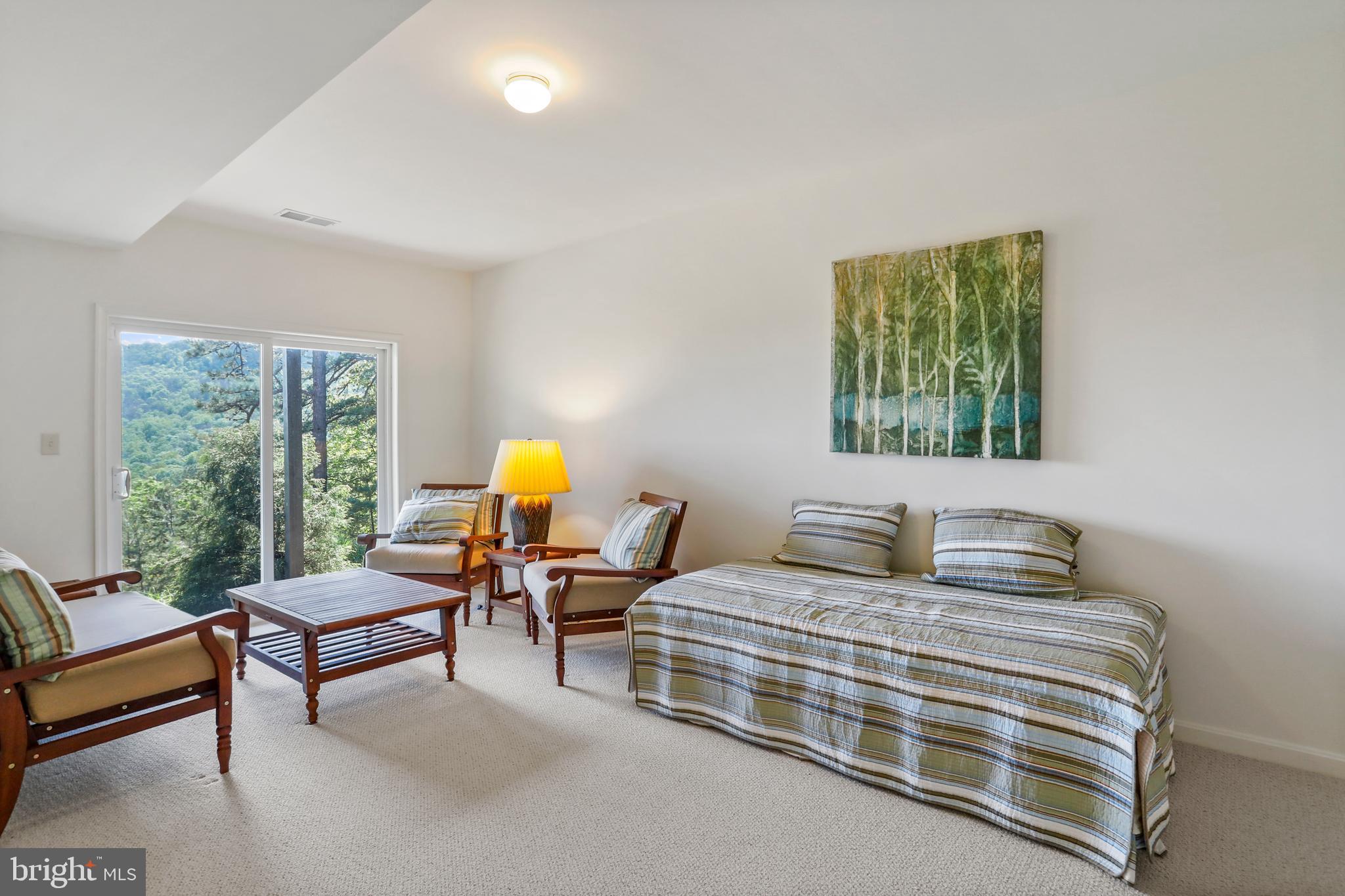 THE WOODS - Residential