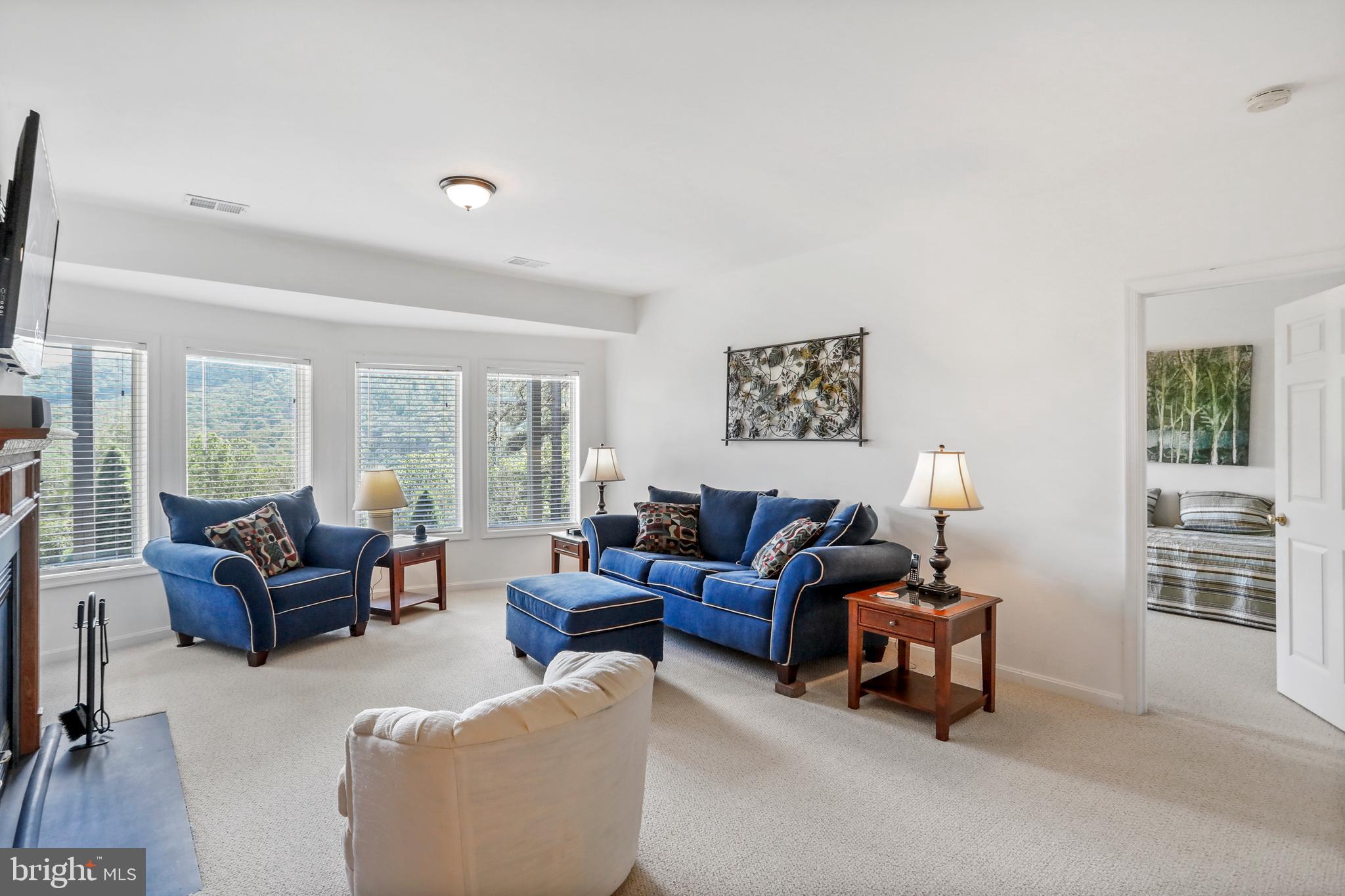 THE WOODS - Residential