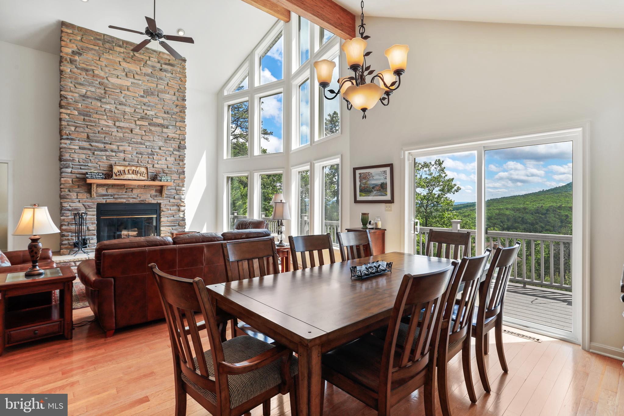 THE WOODS - Residential