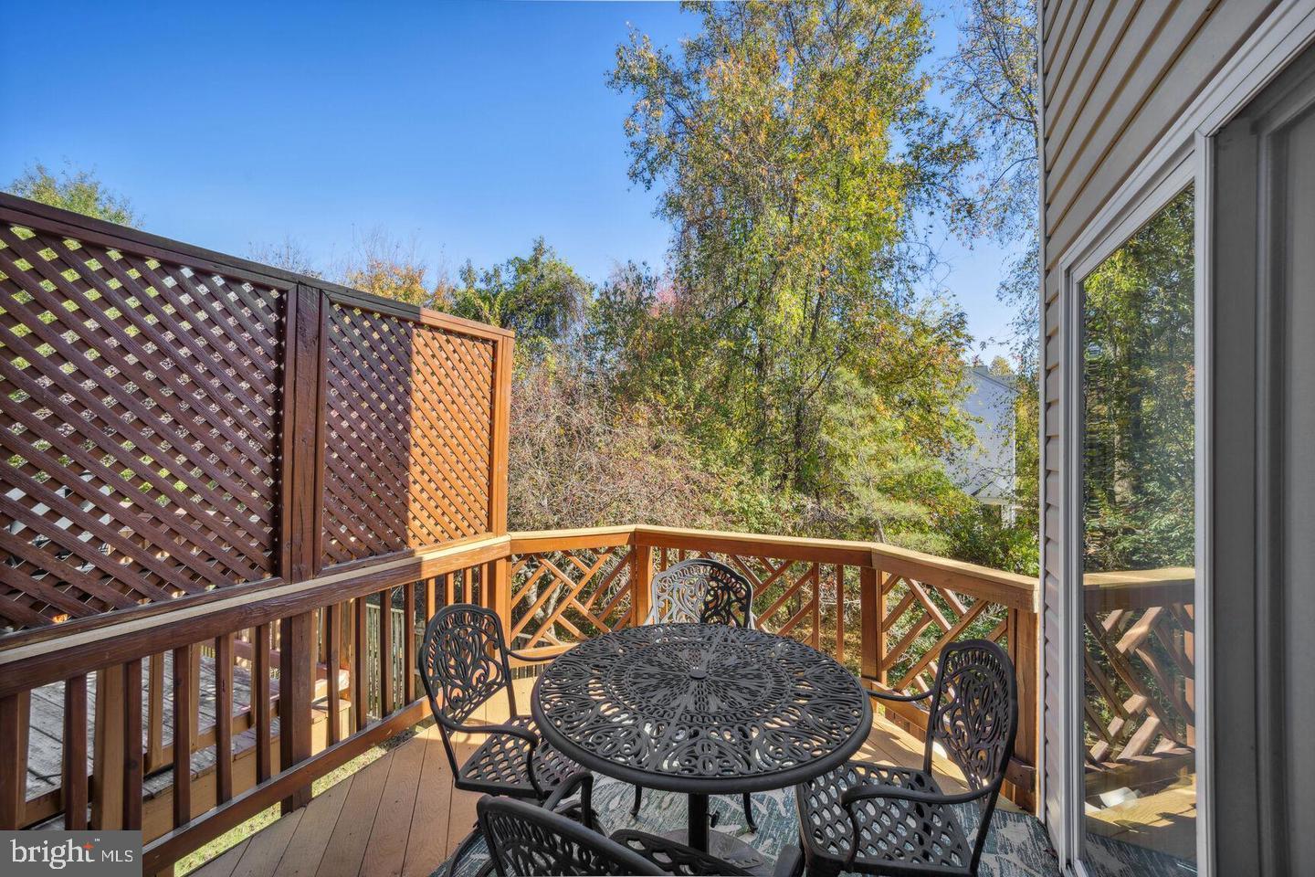 PERRYWOOD - Residential Lease