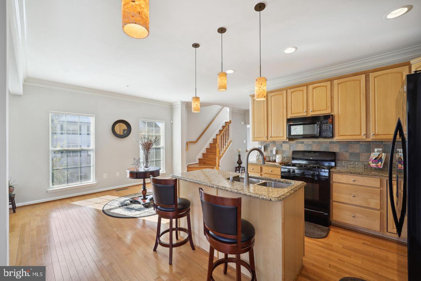 PERRYWOOD - Residential Lease