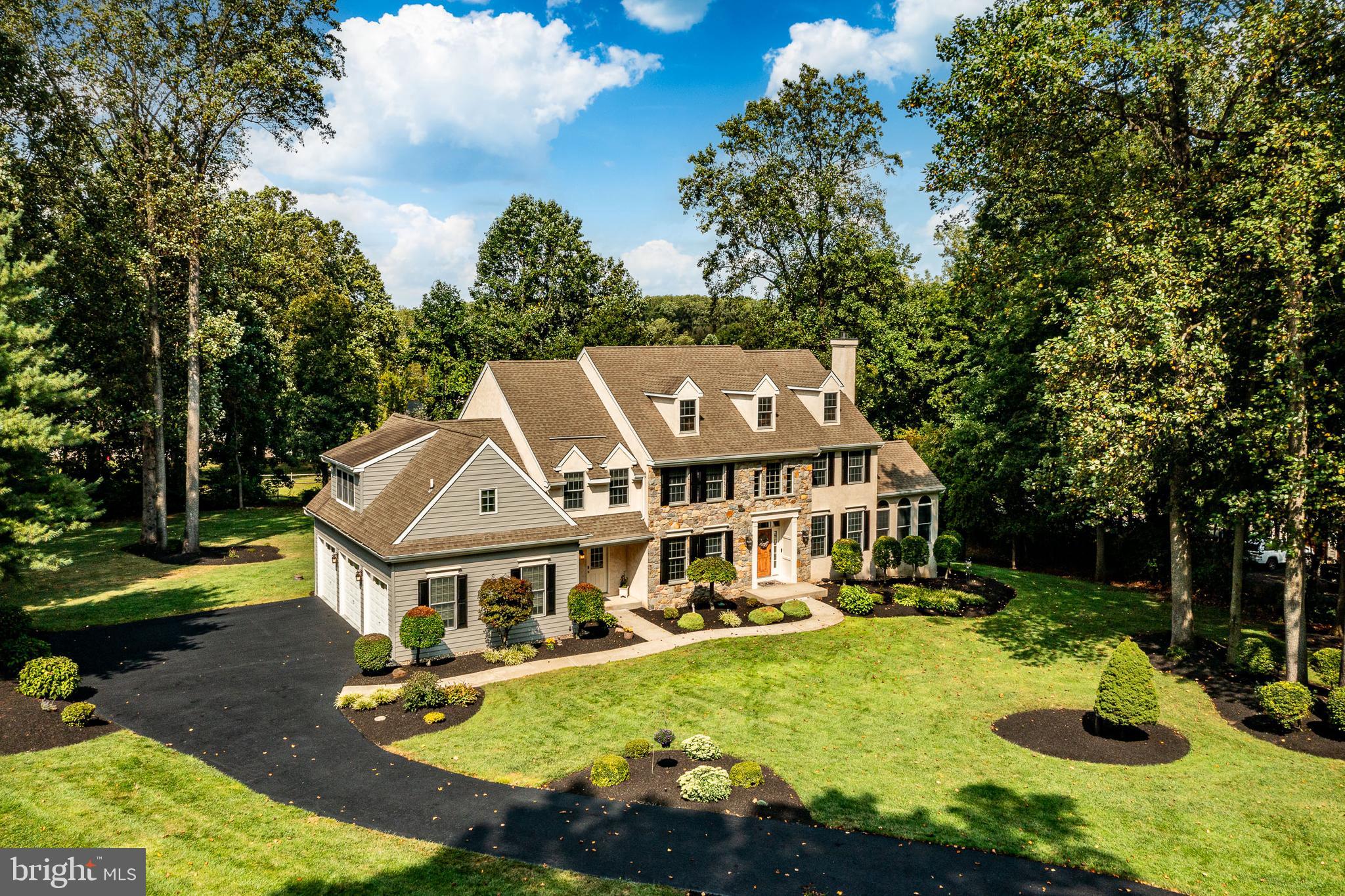 1227 TULLAMORE CIRCLE