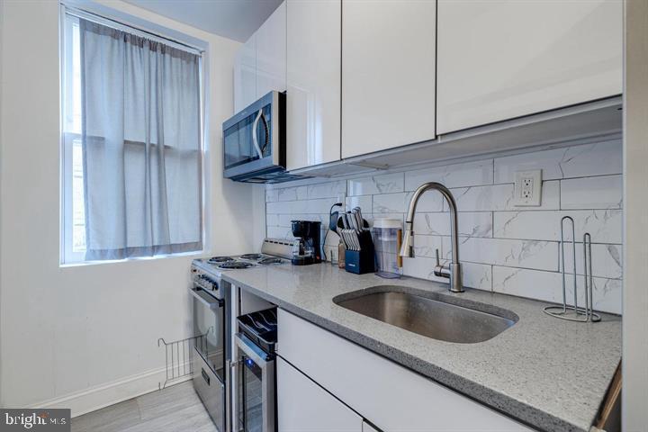 RITTENHOUSE SQUARE - Residential Lease