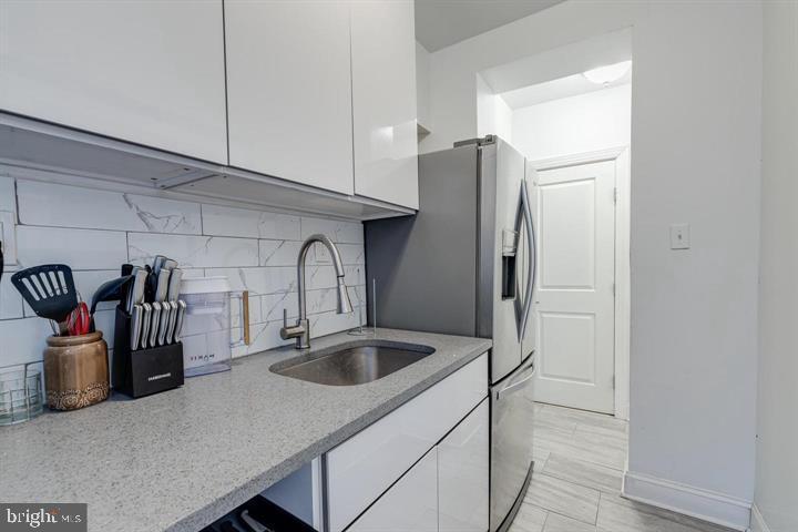 RITTENHOUSE SQUARE - Residential Lease