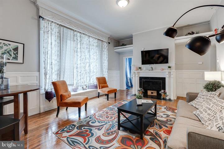 RITTENHOUSE SQUARE - Residential Lease